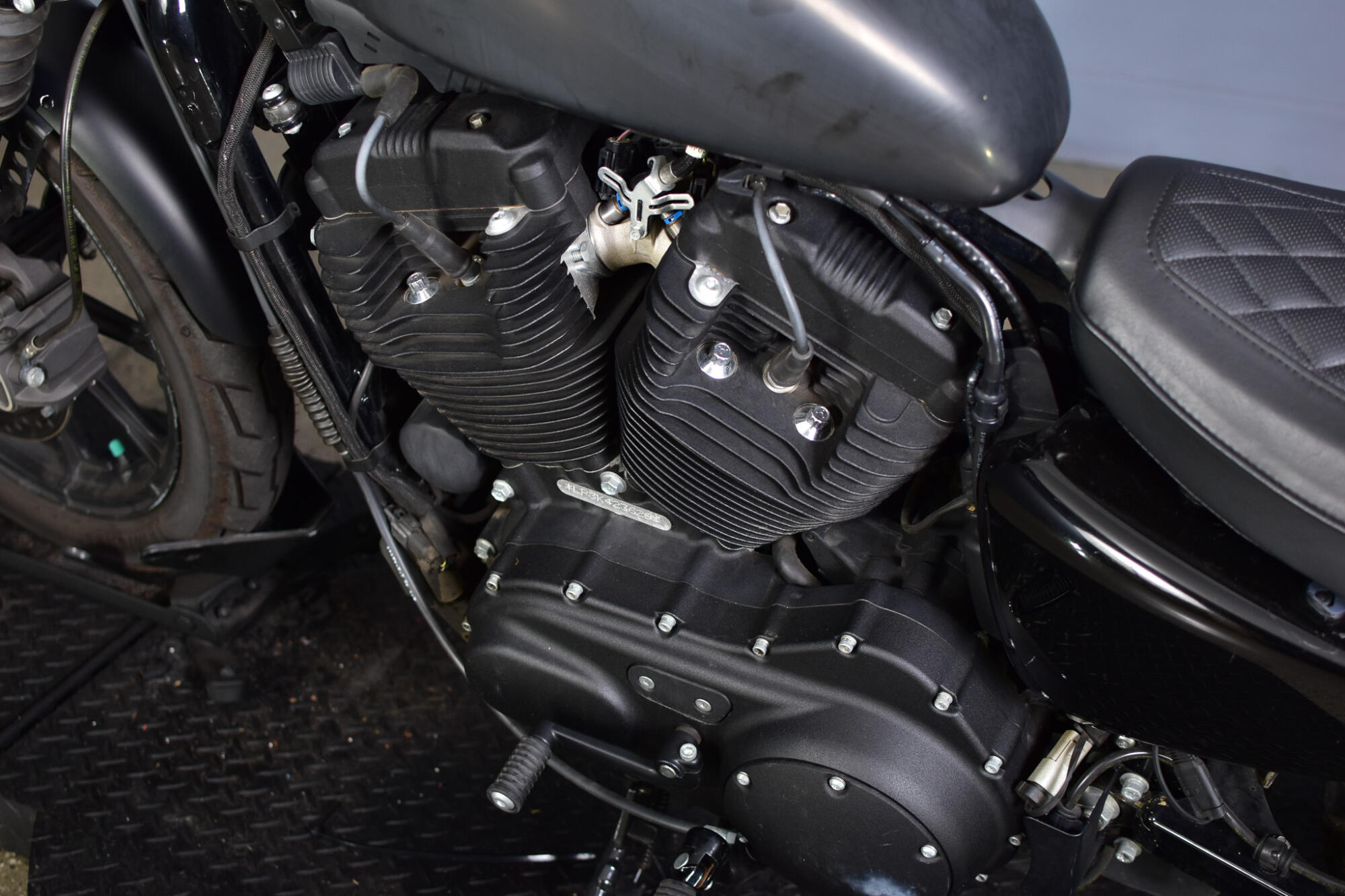 2019 Harley-Davidson® Iron 1200™ BLACK DENIM, photo 9