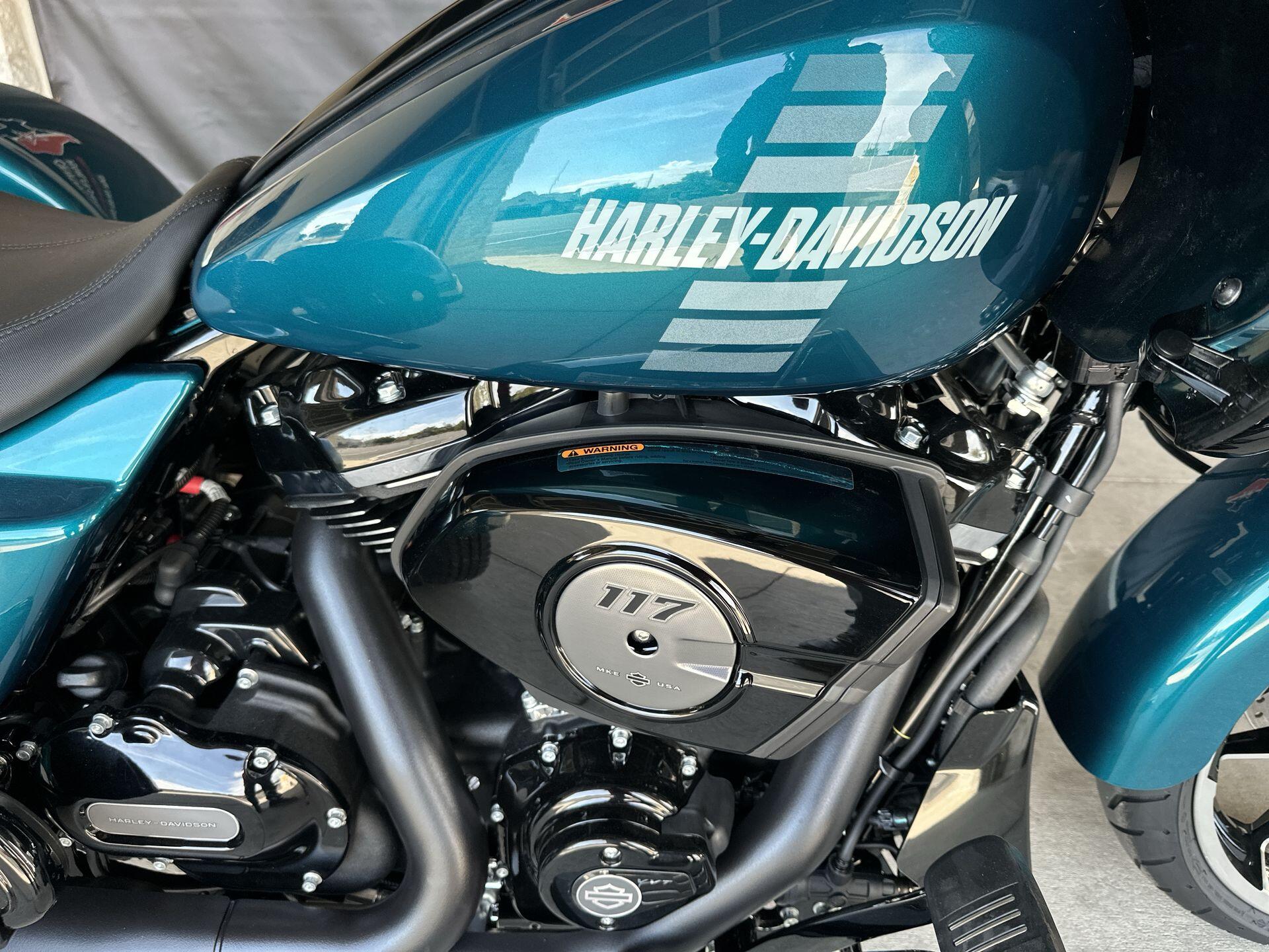 2026 Harley-Davidson® Road Glide 3 FLTRT, photo 14