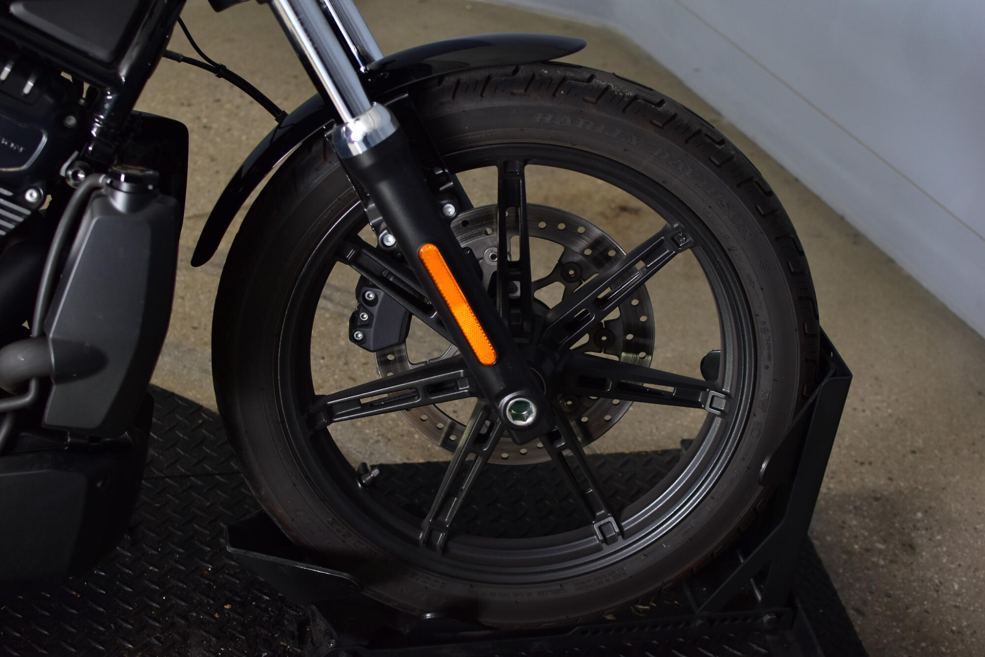 2026 Harley-Davidson® Nightster™ RH975, photo 12