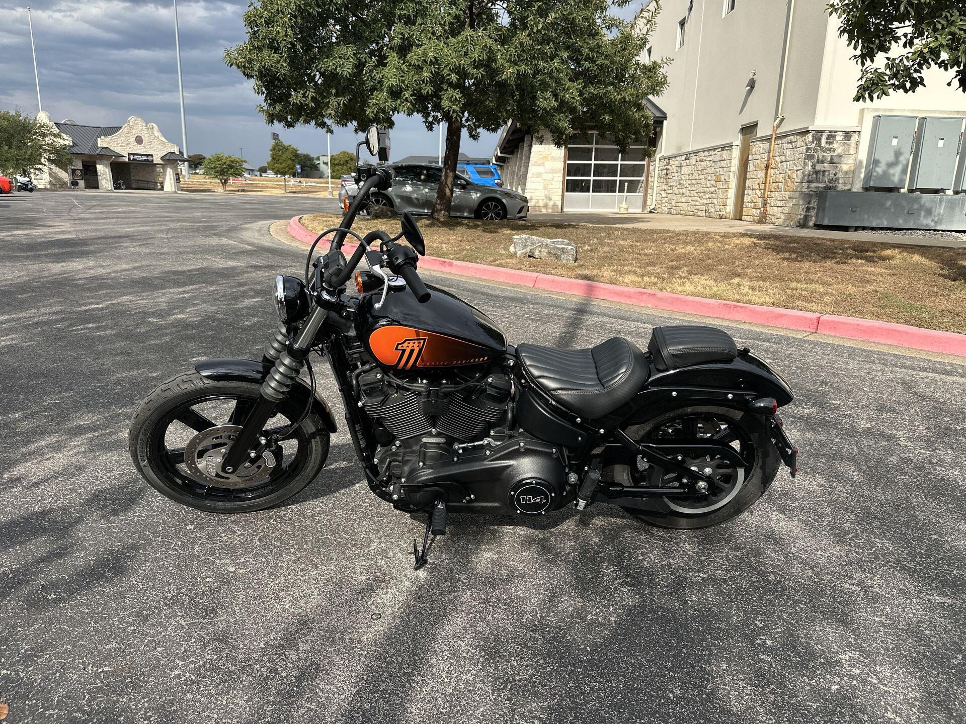 2023 Harley-Davidson® Street Bob® 114 FXBBS, photo 7