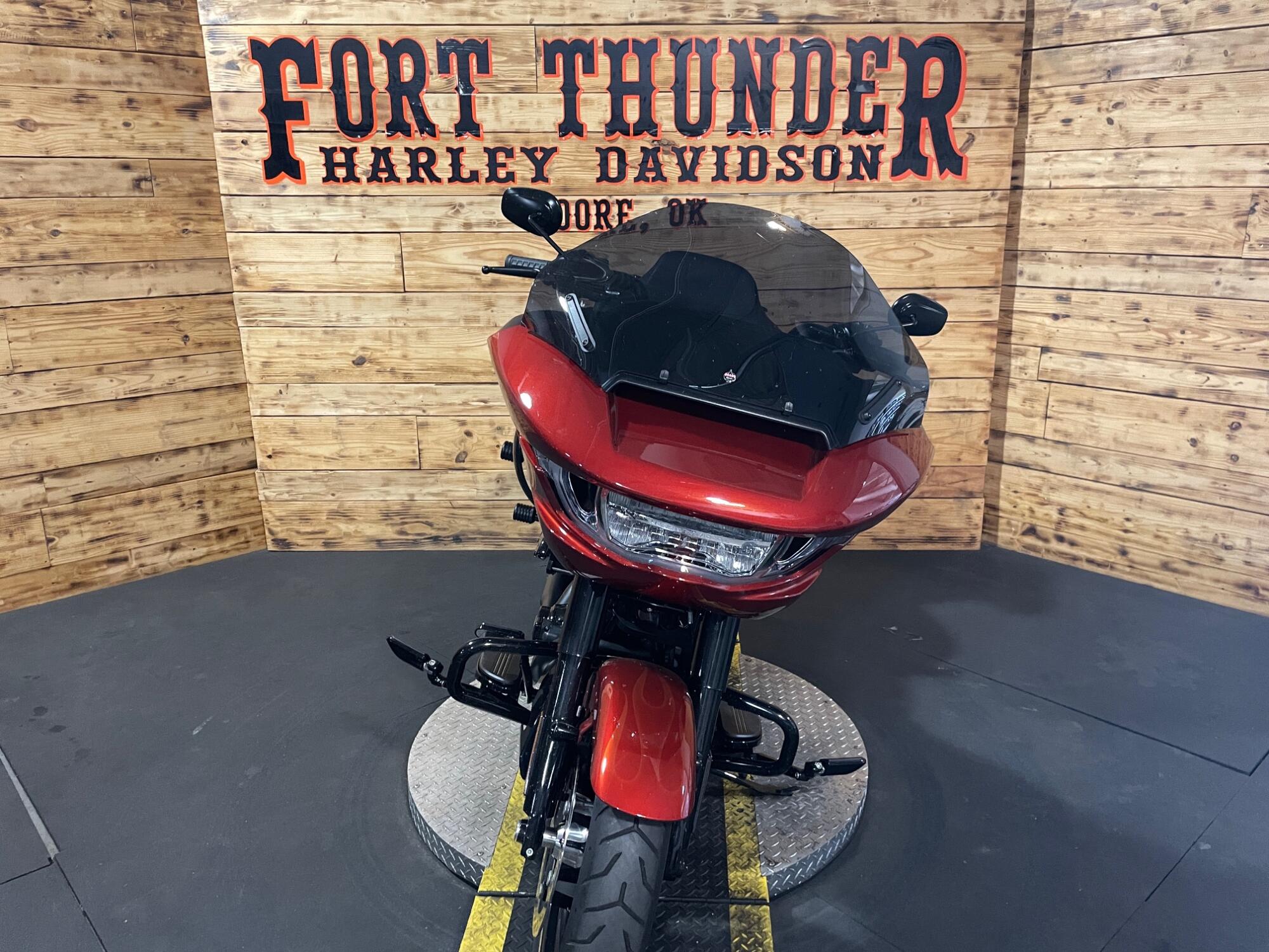 2025 Harley-Davidson® Road Glide® FLTRX, photo 5