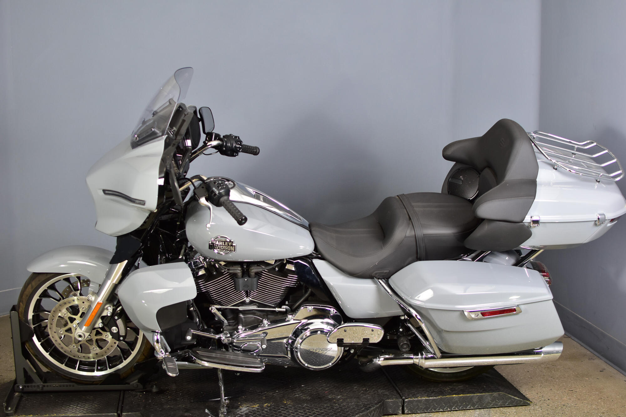 2026 Harley-Davidson® Street Glide Limited FLHXL, photo 5