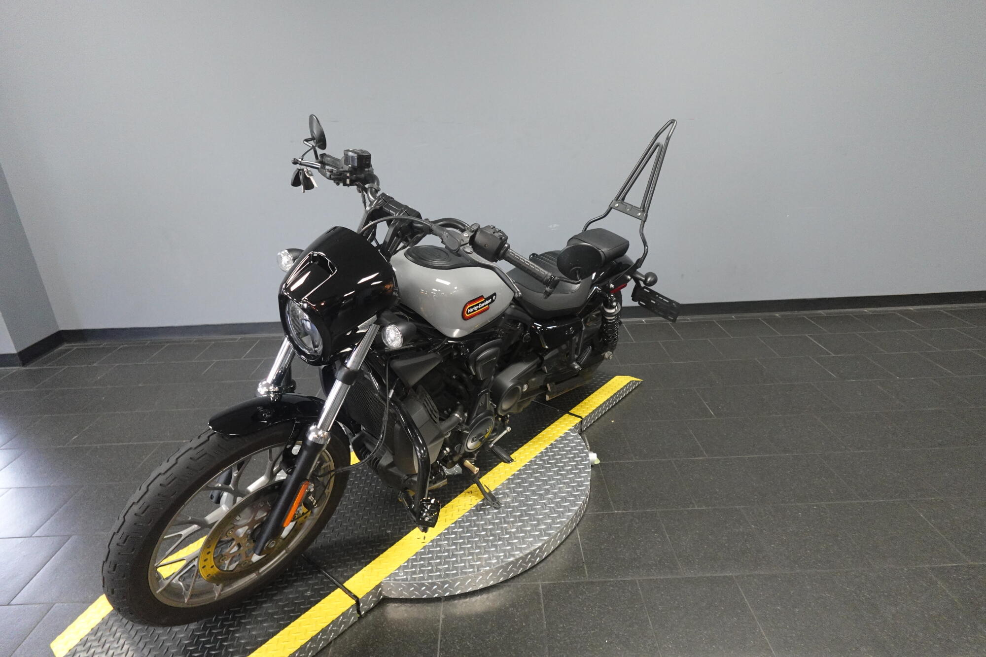 2025 Harley-Davidson Nightster® Special RH975S, photo 4