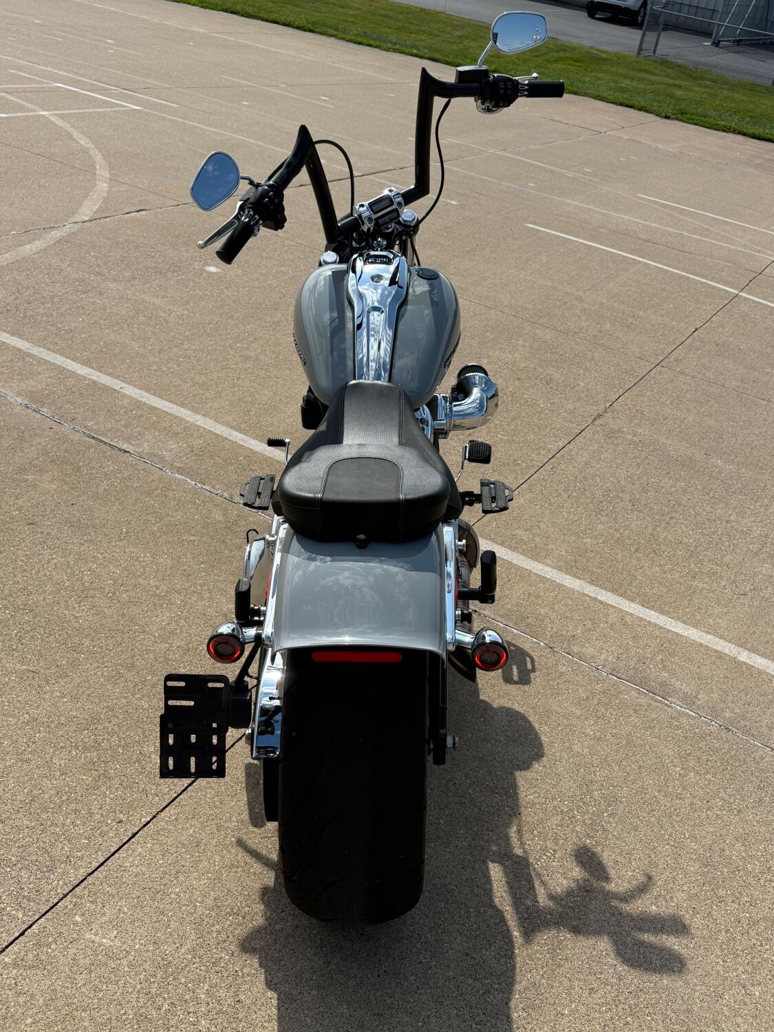 2024 Harley-Davidson® Breakout® 117 Billiard Gray, photo 7