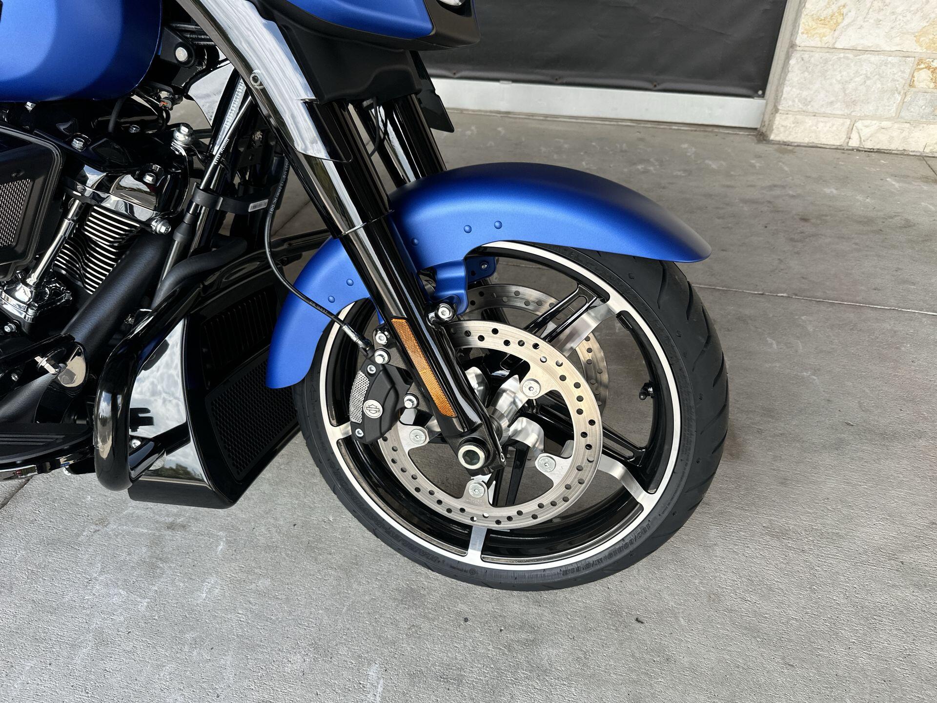 2026 Harley-Davidson® Street Glide® FLHX, photo 12