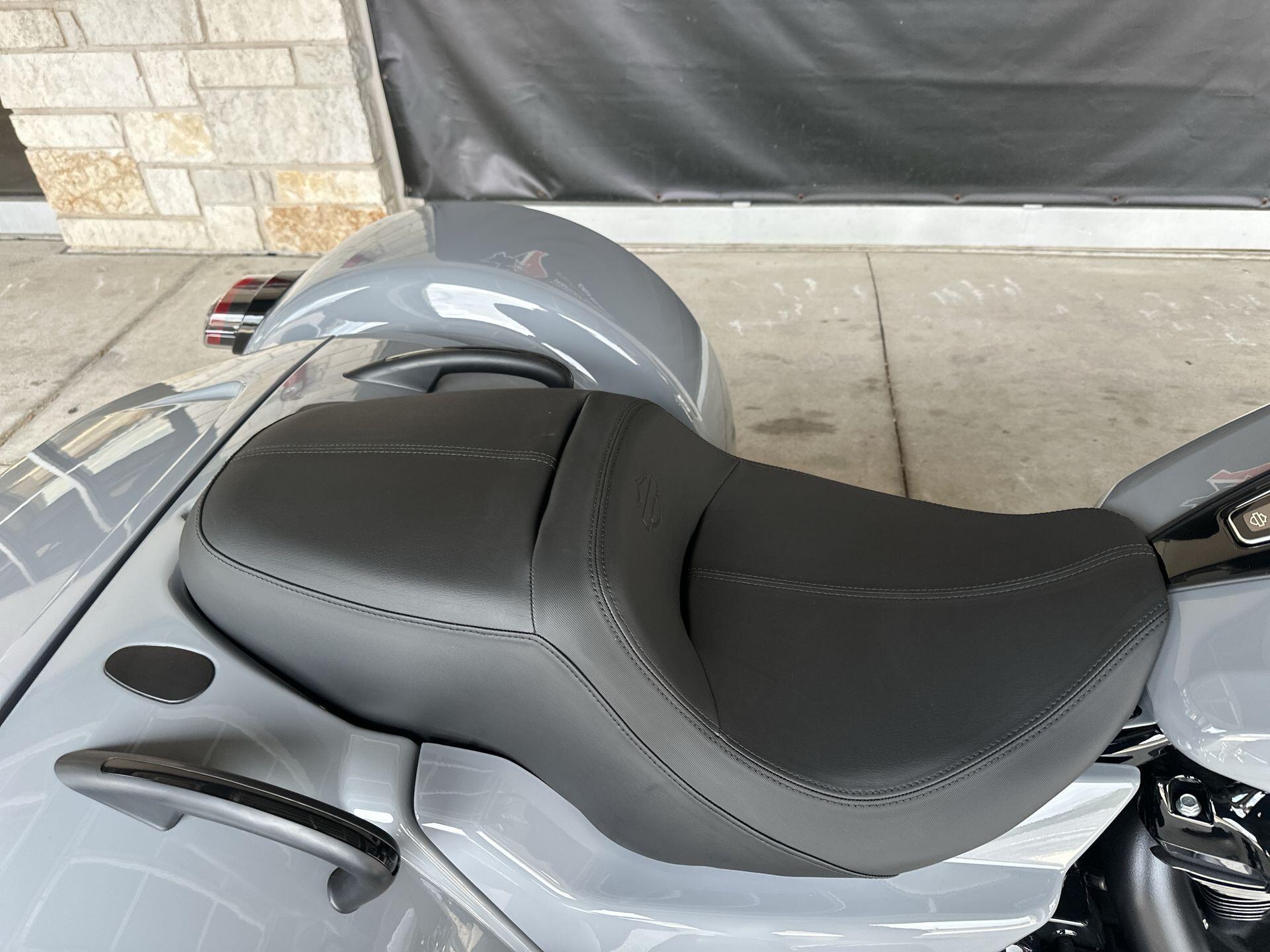 2026 Harley-Davidson® Road Glide 3 FLTRT, photo 15