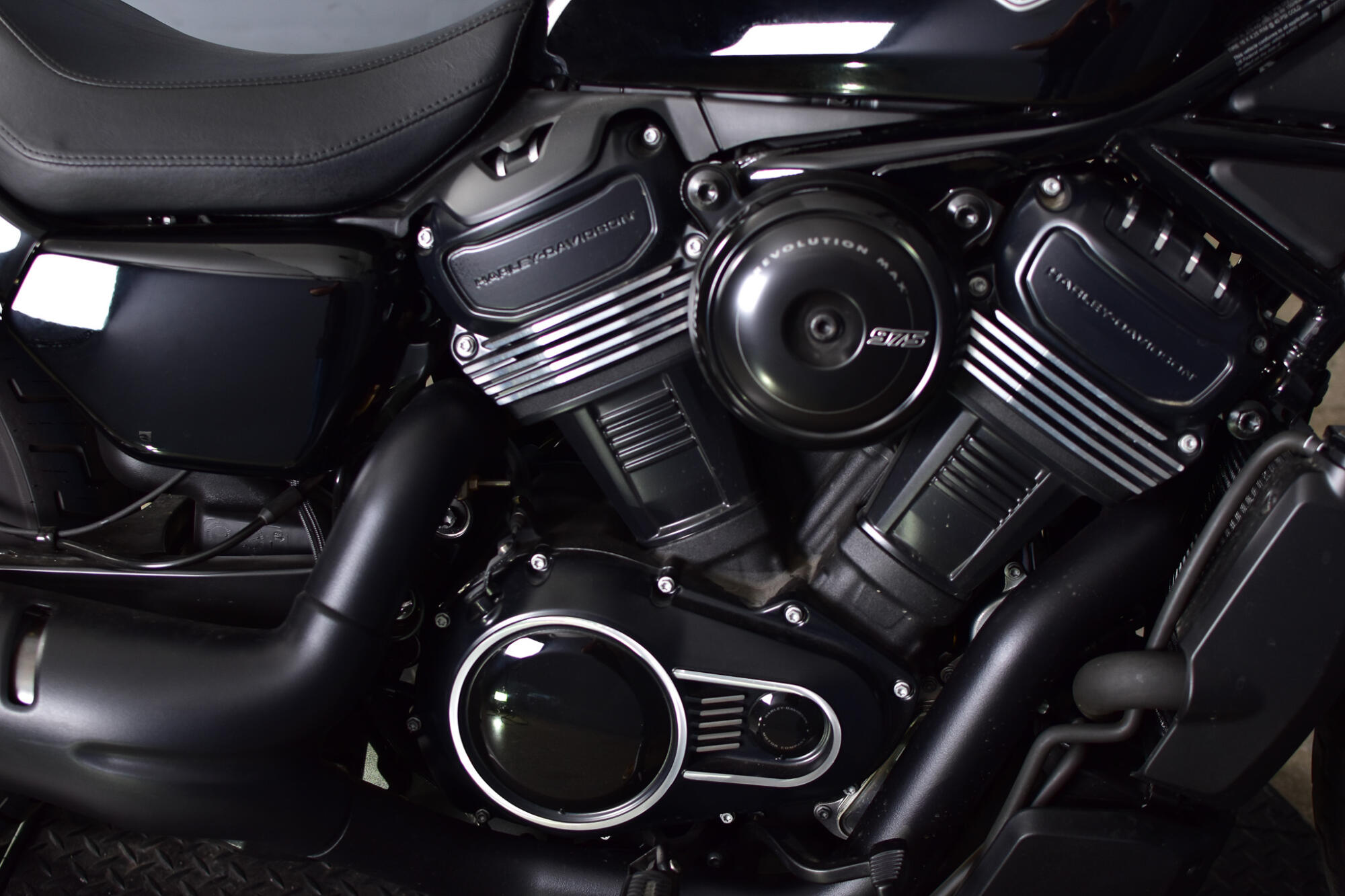 2026 Harley-Davidson® Nightster™ RH975, photo 11