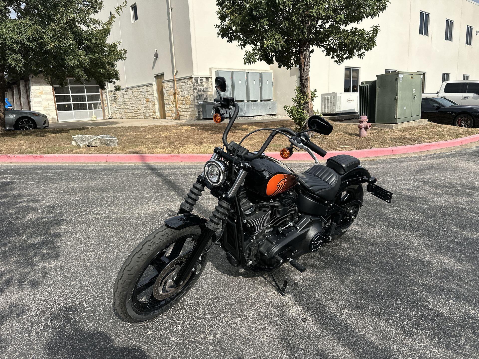2023 Harley-Davidson® Street Bob® 114 FXBBS, photo 6