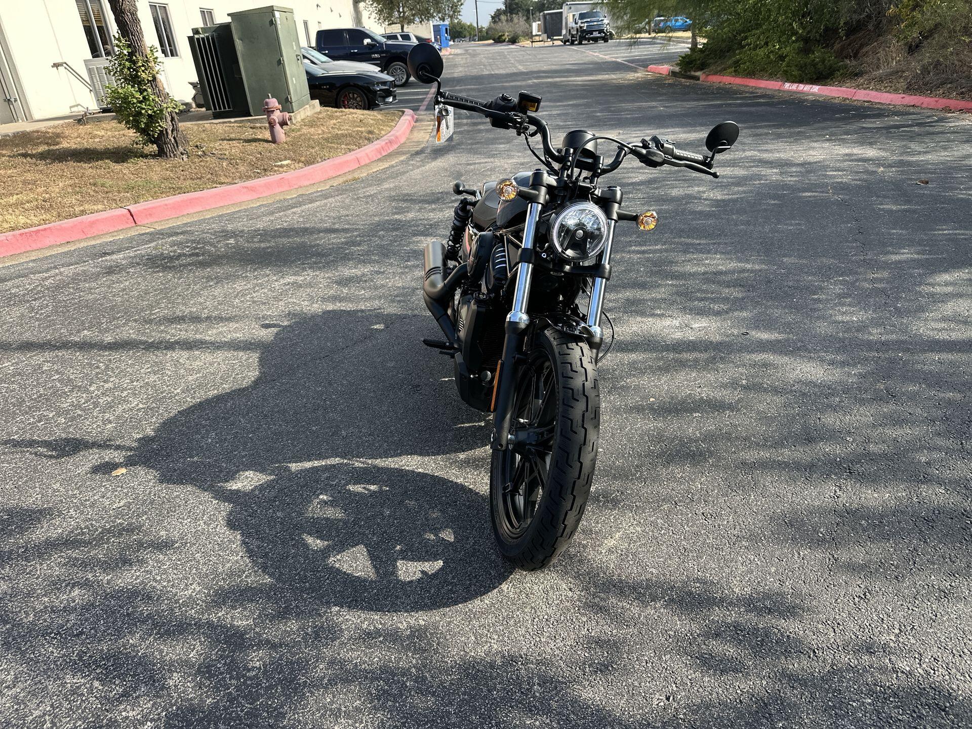 2026 Harley-Davidson® Nightster® RH975, photo 5