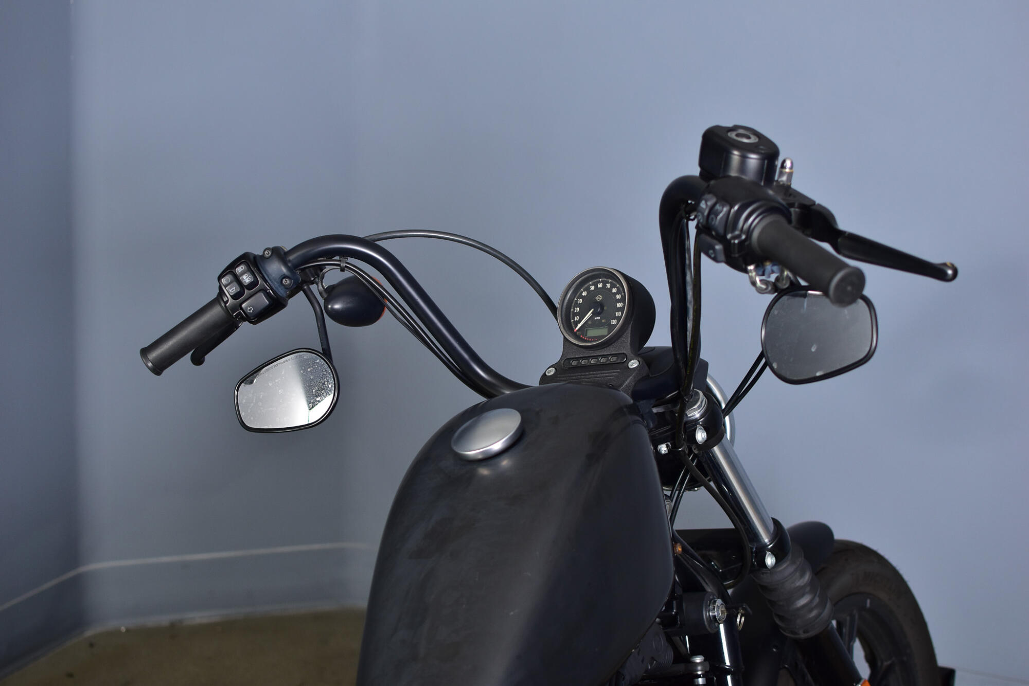 2019 Harley-Davidson® Iron 1200™ BLACK DENIM, photo 7