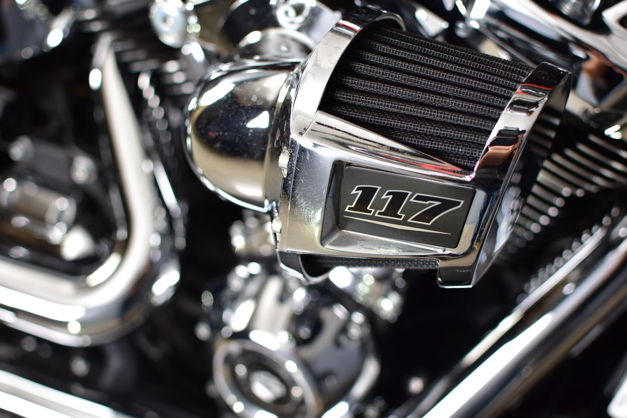 2023 Harley-Davidson® Breakout® Vivid Black, photo 14