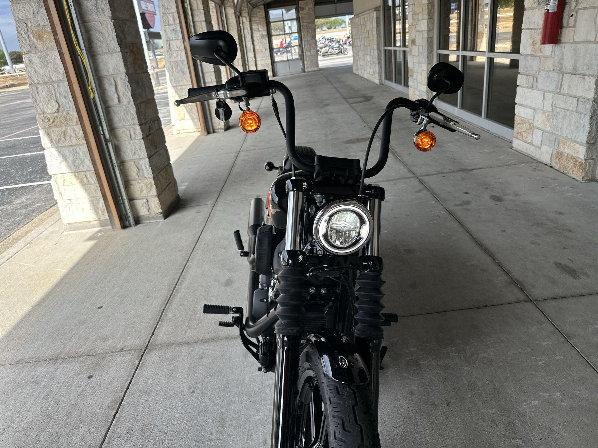 2023 Harley-Davidson® Street Bob® 114 FXBBS, photo 11