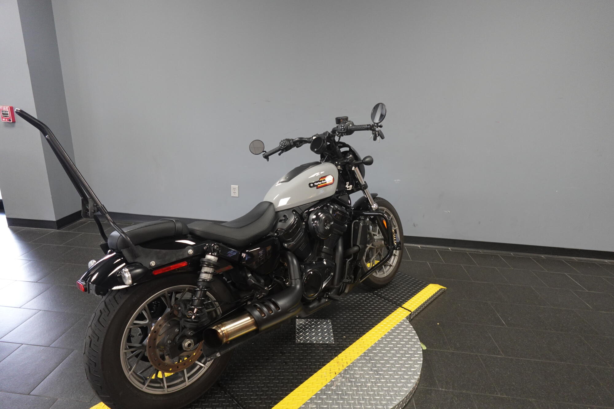 2025 Harley-Davidson Nightster® Special RH975S, photo 8