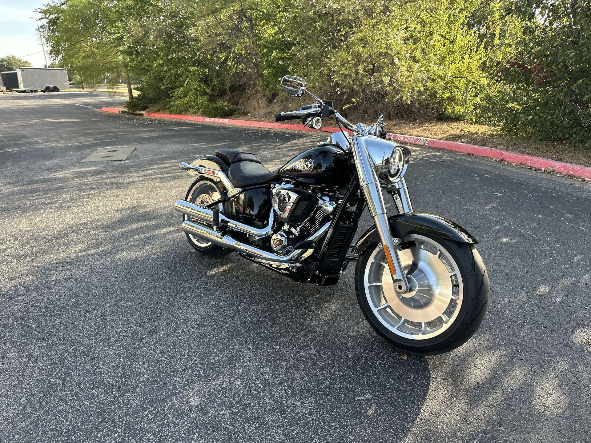 2026 Harley-Davidson® Fat Boy® FLFB, photo 4