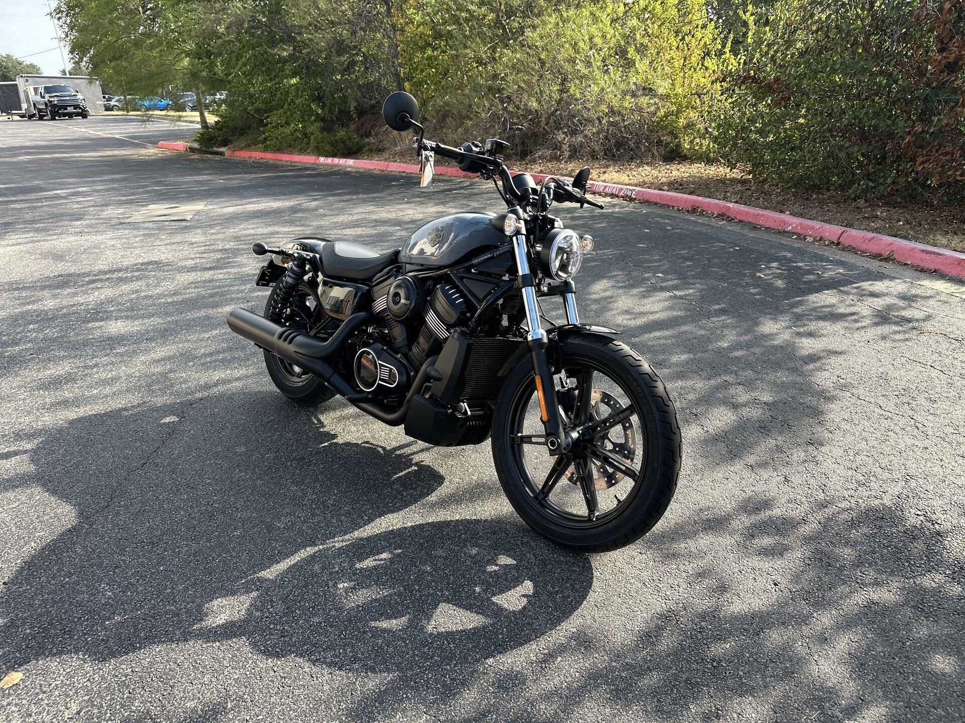 2026 Harley-Davidson® Nightster® RH975, photo 4