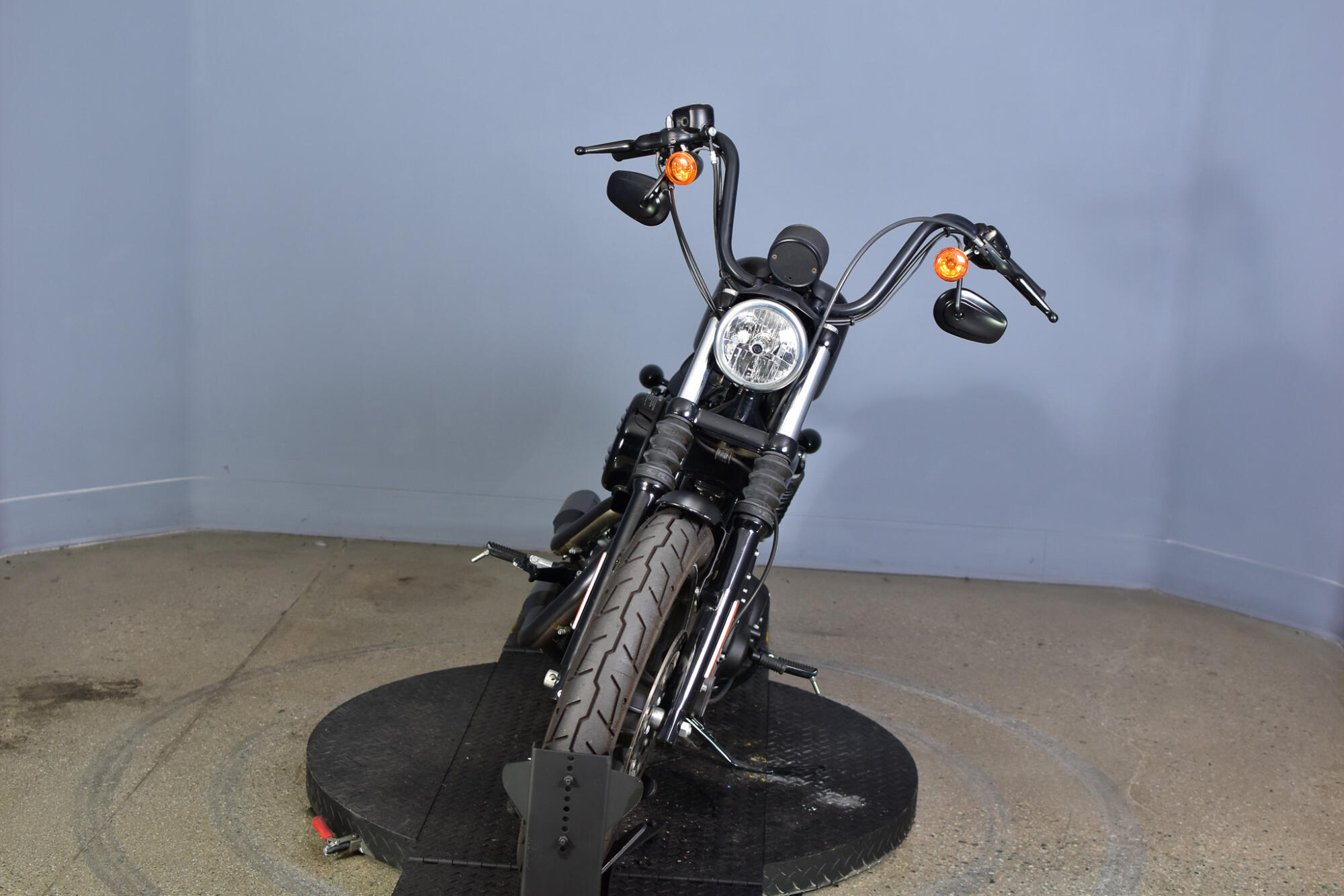 2019 Harley-Davidson® Iron 1200™ BLACK DENIM, photo 3