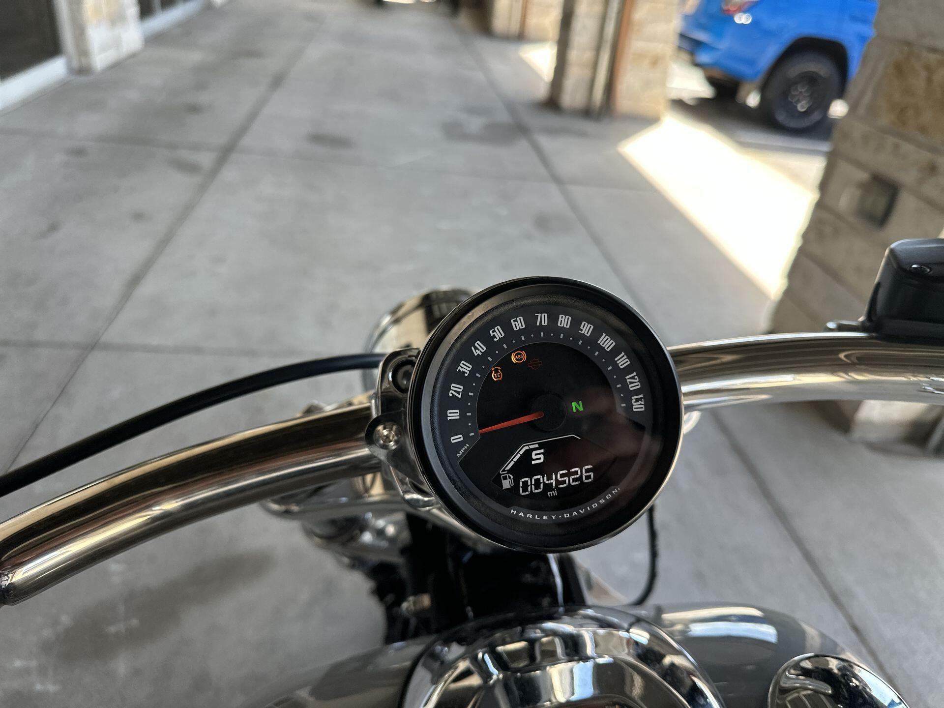2025 Harley-Davidson® Breakout™ FXBR, photo 21