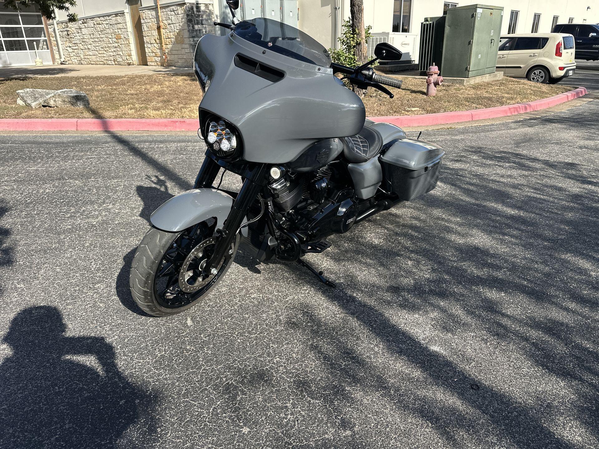 2022 Harley-Davidson® Street Glide® Special FLHXS, photo 6