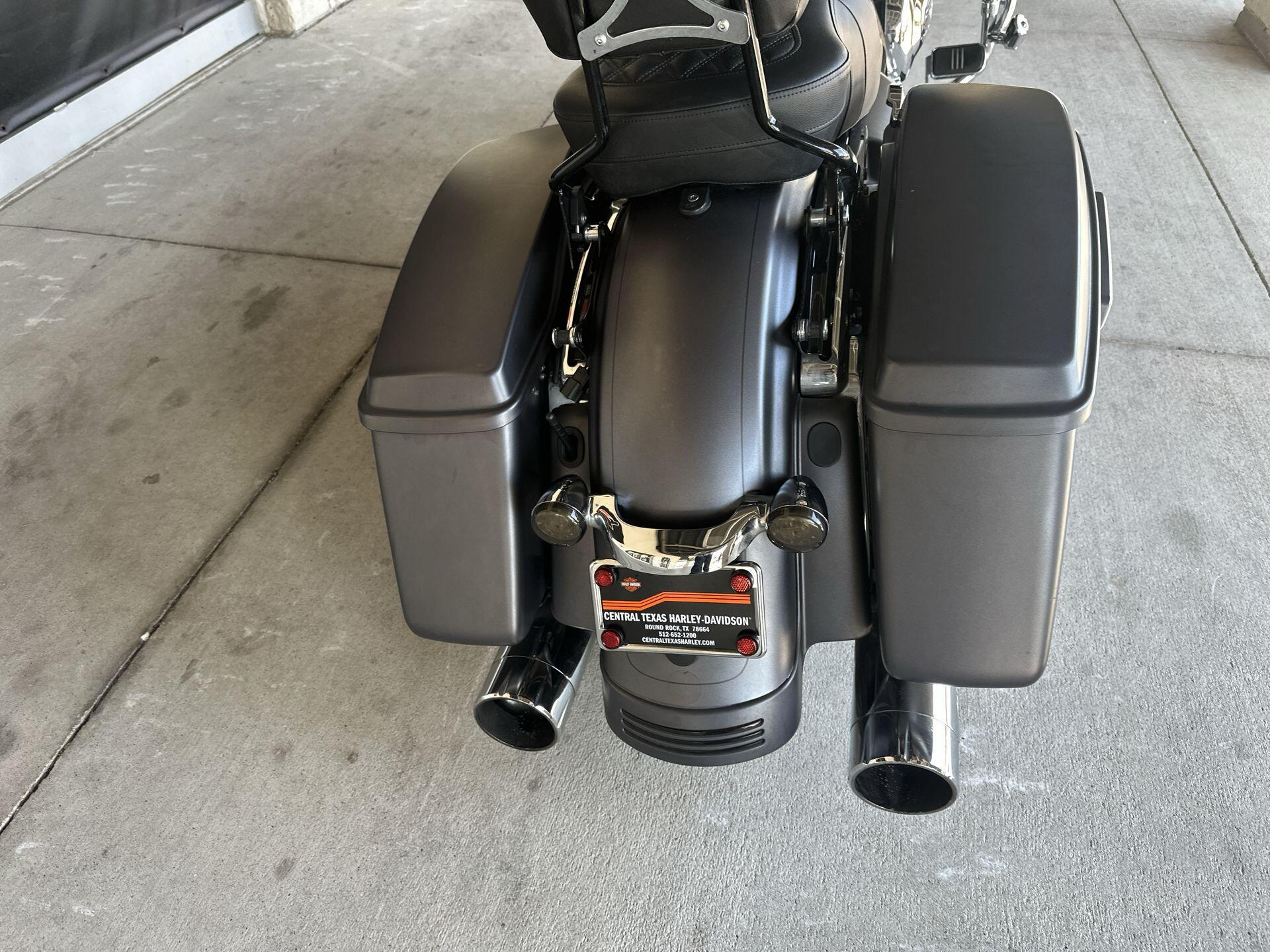 2016 Harley-Davidson® Street Glide® Special FLHXS, photo 16