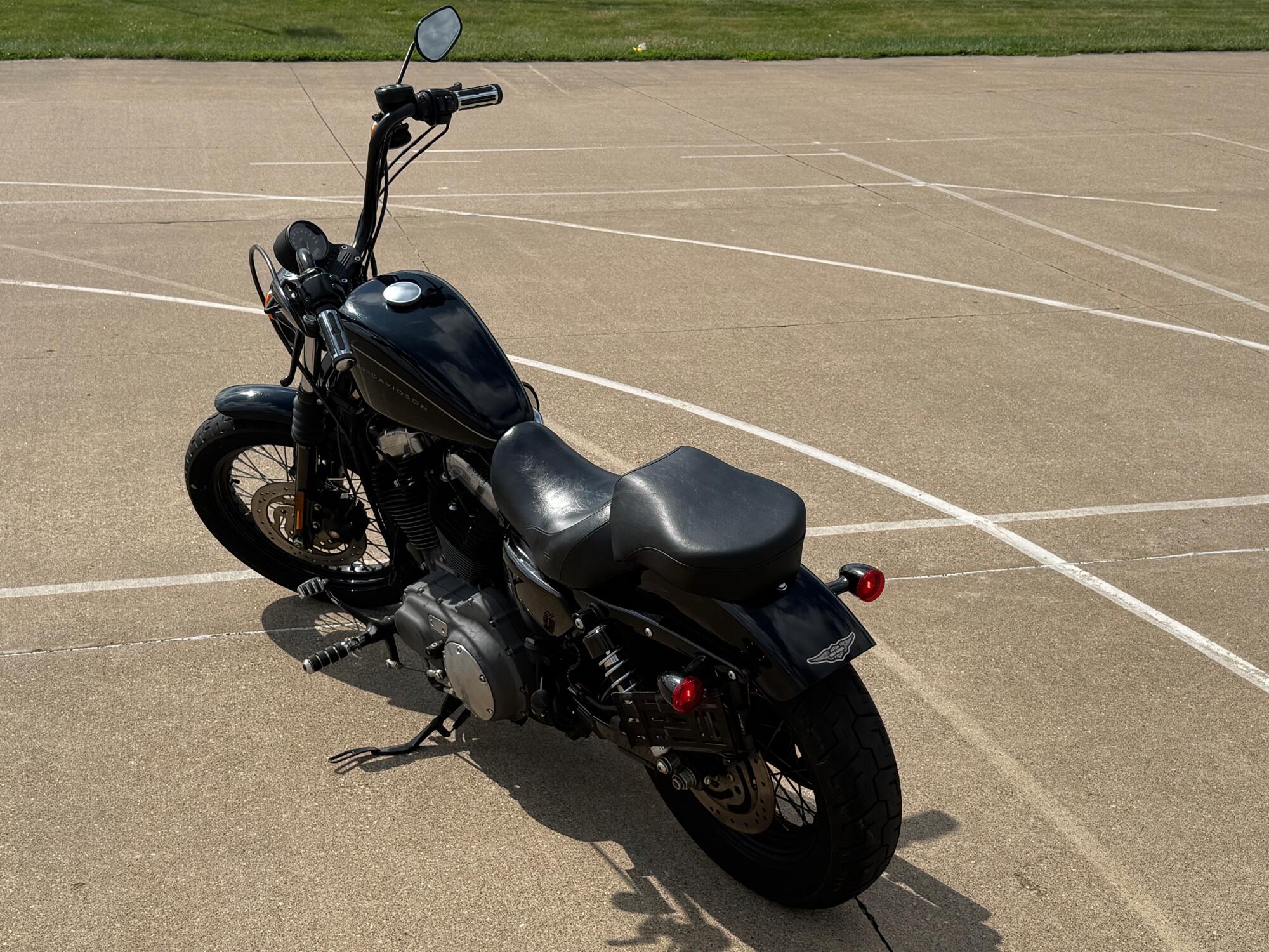 2008 Harley-Davidson® 1200 Nightster® Vivid Black, photo 6