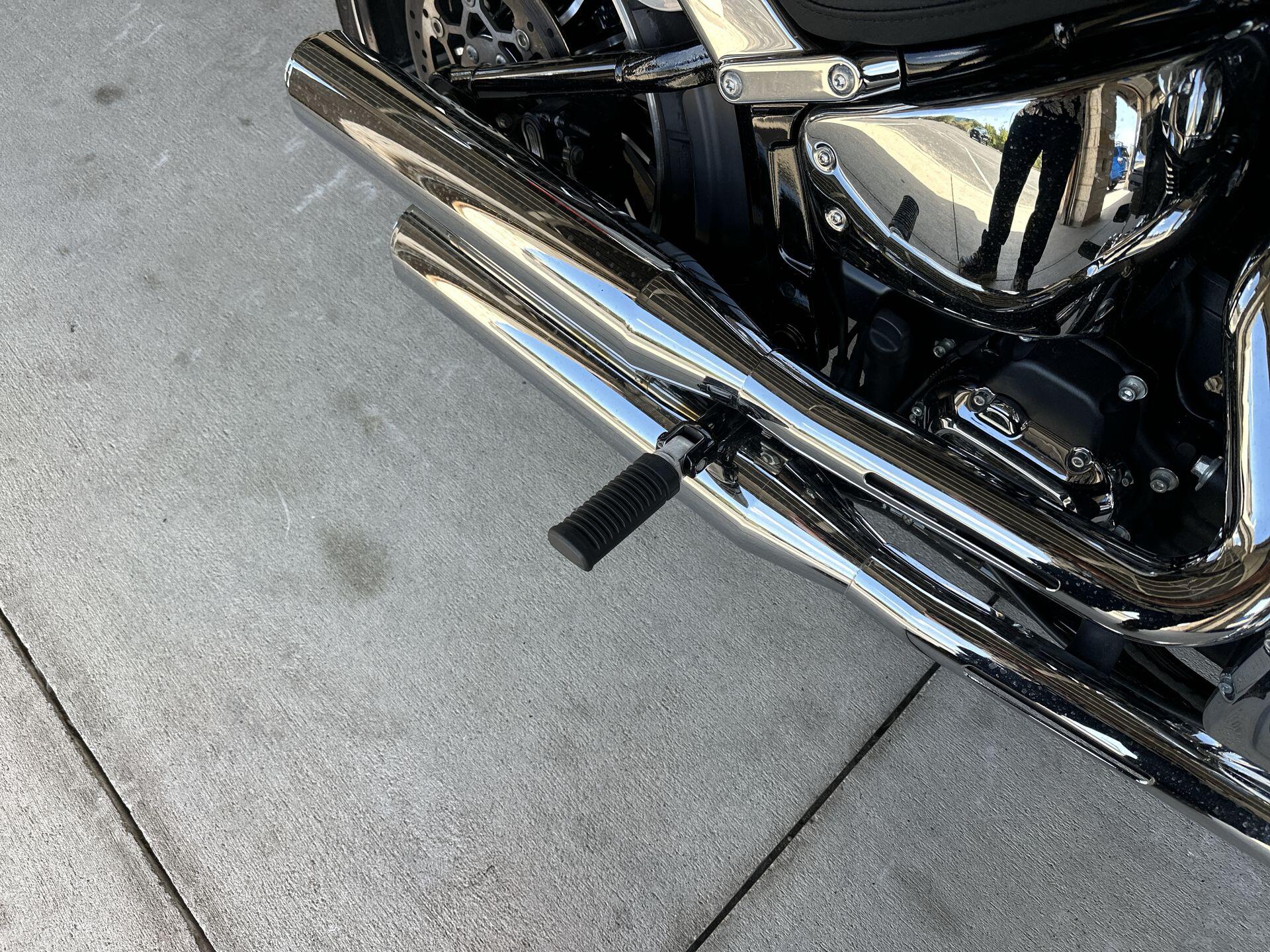 2025 Harley-Davidson® Breakout™ FXBR, photo 18