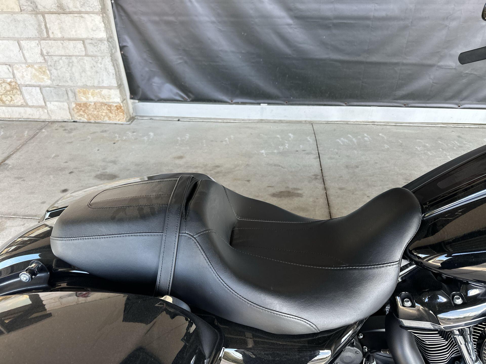 2021 Harley-Davidson® Road Glide® Special FLTRXS, photo 15