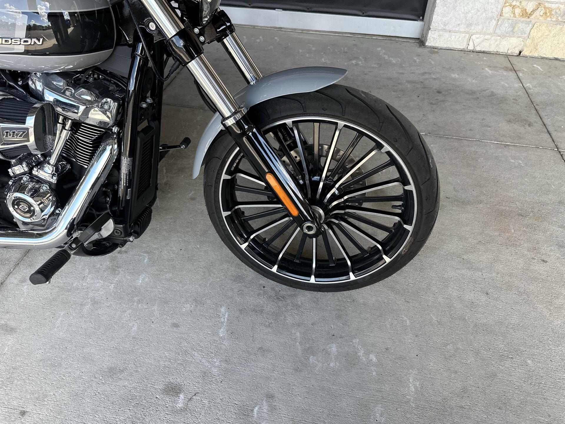 2024 Harley-Davidson® Breakout™ 117 FXBR, photo 12
