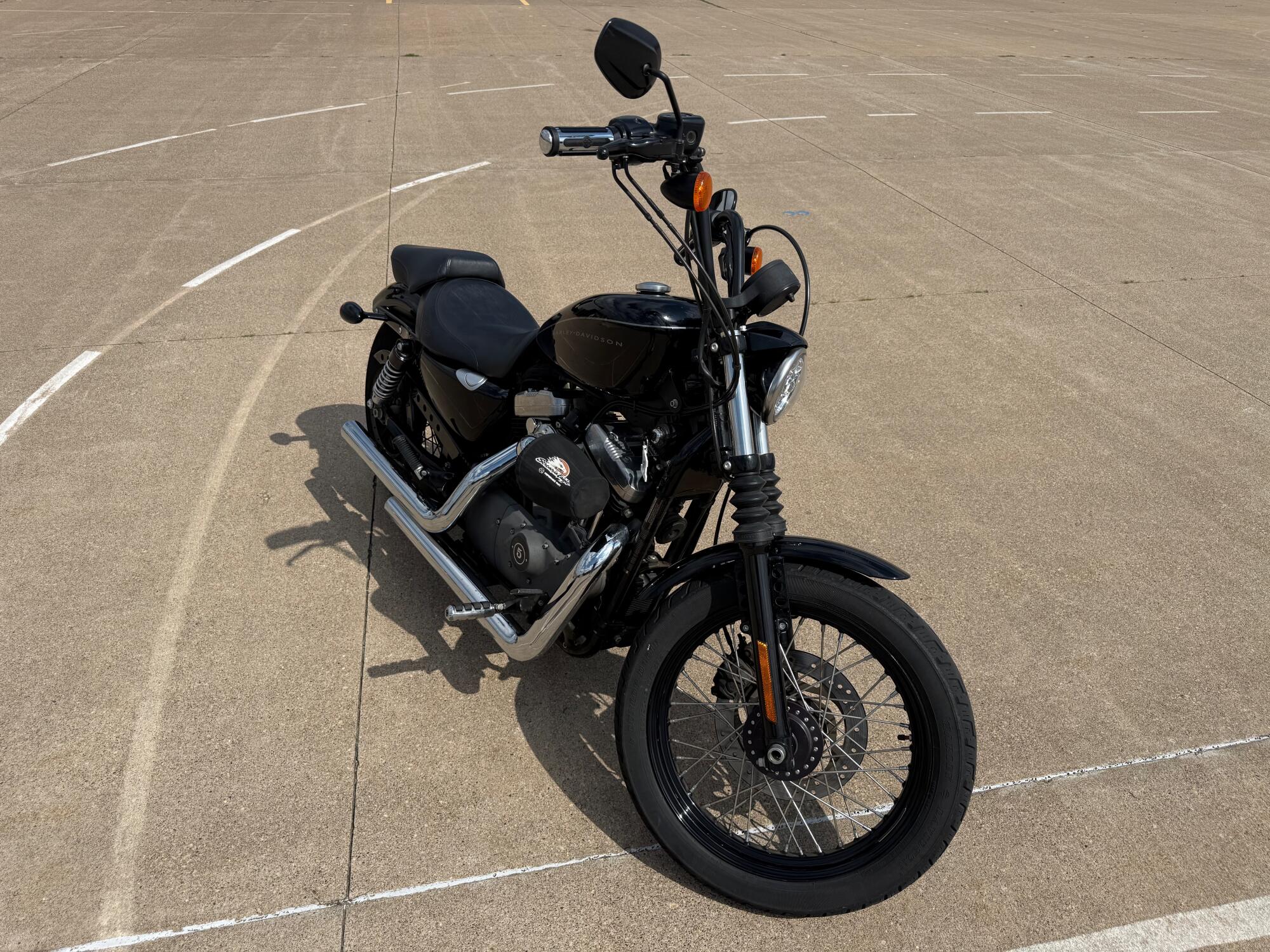 2008 Harley-Davidson® 1200 Nightster® Vivid Black, photo 2