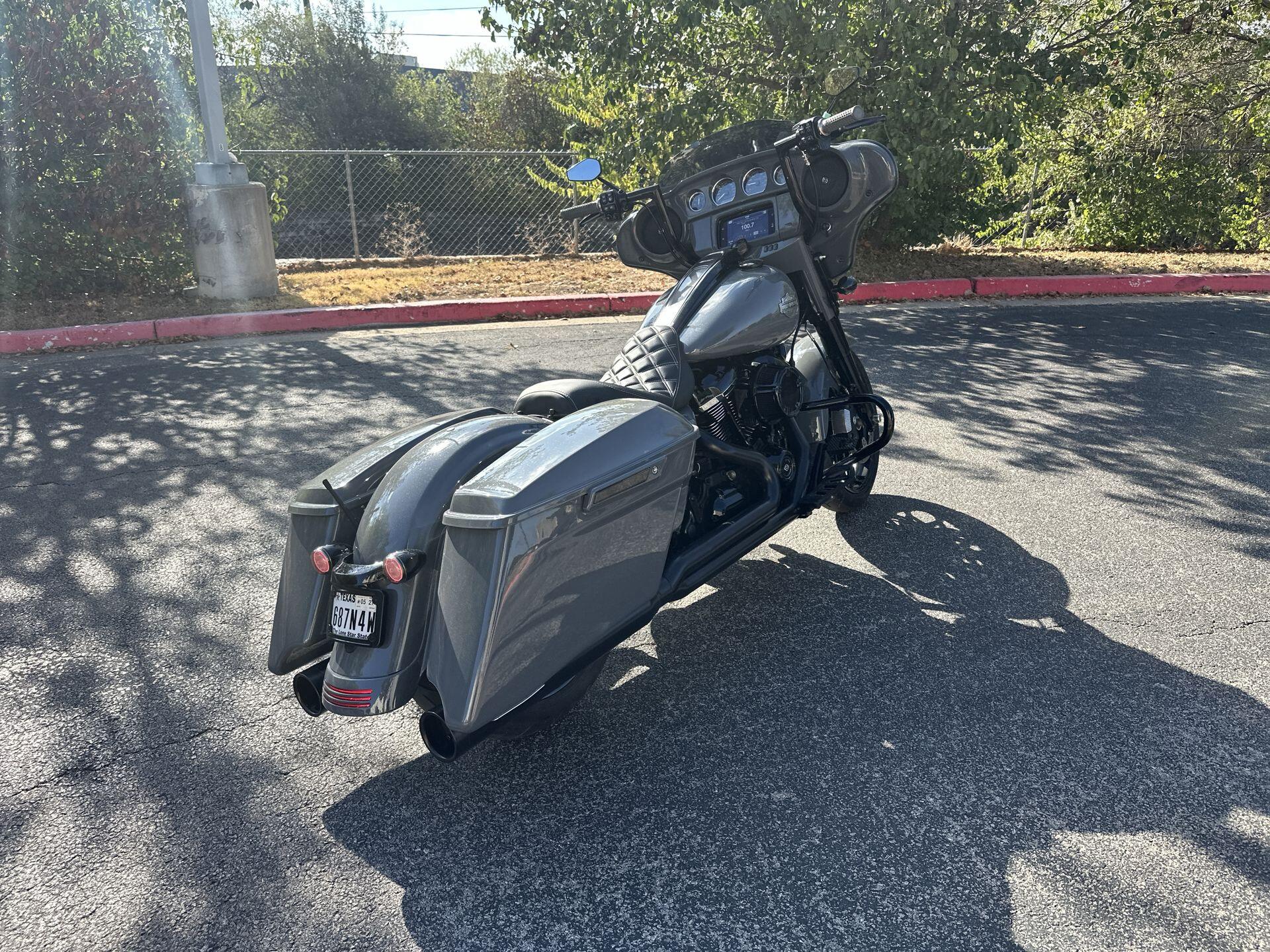 2022 Harley-Davidson® Street Glide® Special FLHXS, photo 10