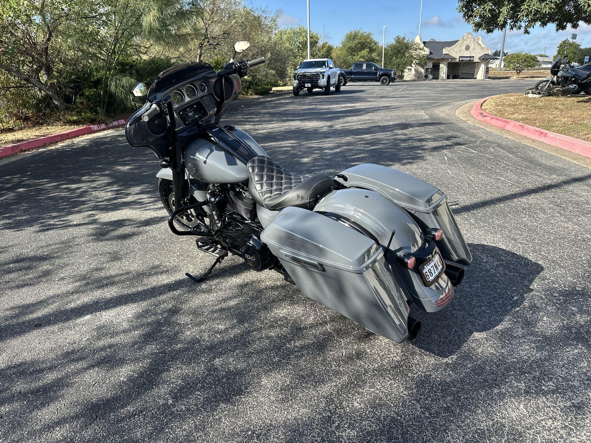 2022 Harley-Davidson® Street Glide® Special FLHXS, photo 8