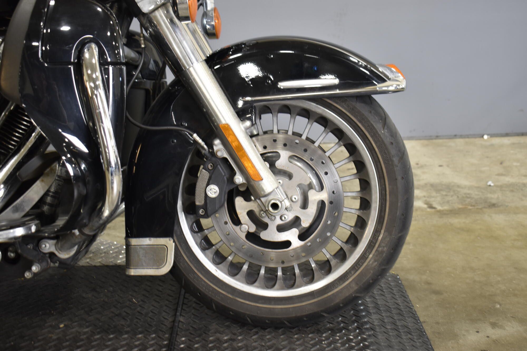 2013 Harley-Davidson® Electra Glide® Ultra Limited Black, photo 12
