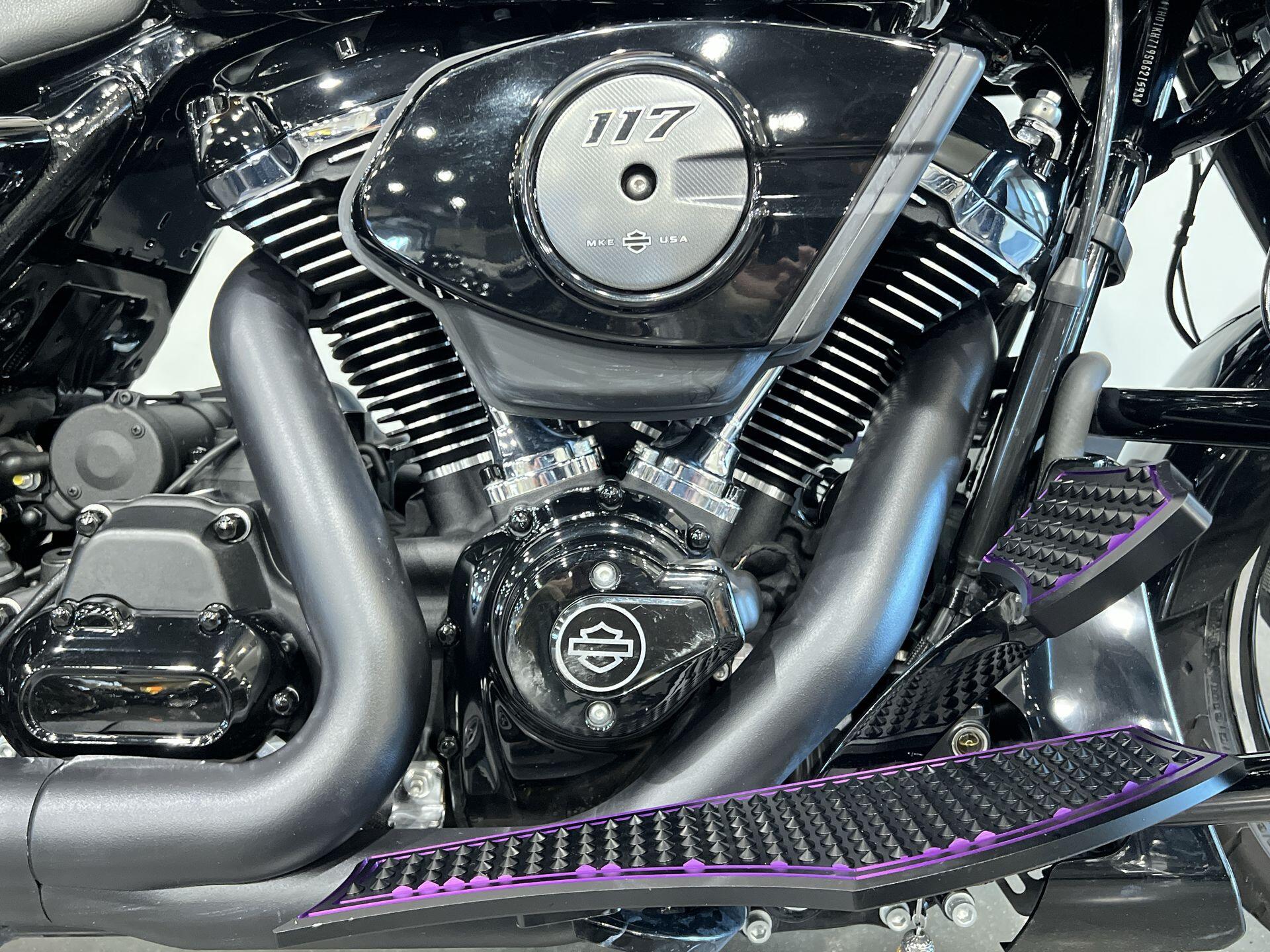 2025 Harley-Davidson® Road Glide™ FLTRX, photo 5