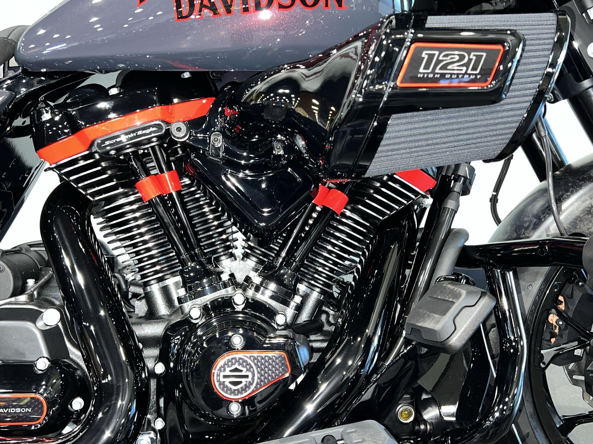 2026 Harley-Davidson® CVO Street Glide ST FLHXSTSE, photo 5