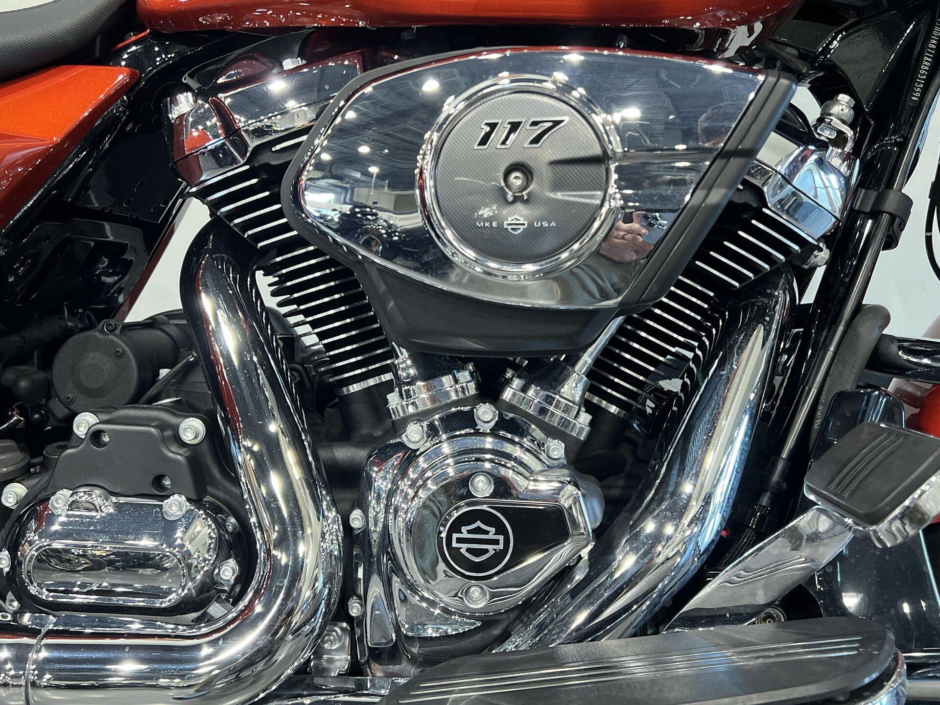 2024 Harley-Davidson® Street Glide® FLHX, photo 5