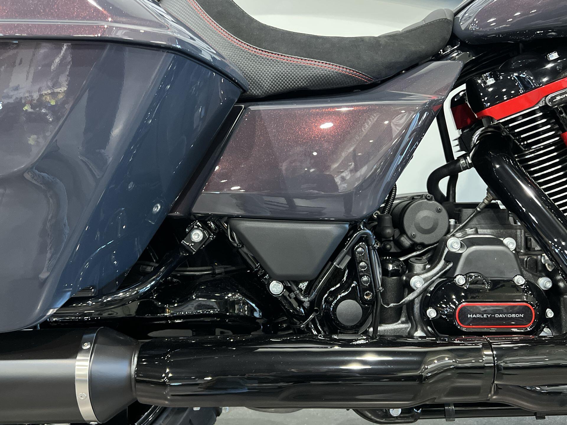 2026 Harley-Davidson® CVO Street Glide ST FLHXSTSE, photo 8