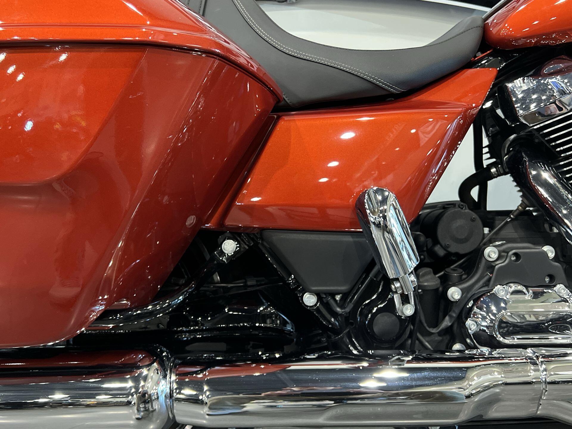 2024 Harley-Davidson® Street Glide® FLHX, photo 8