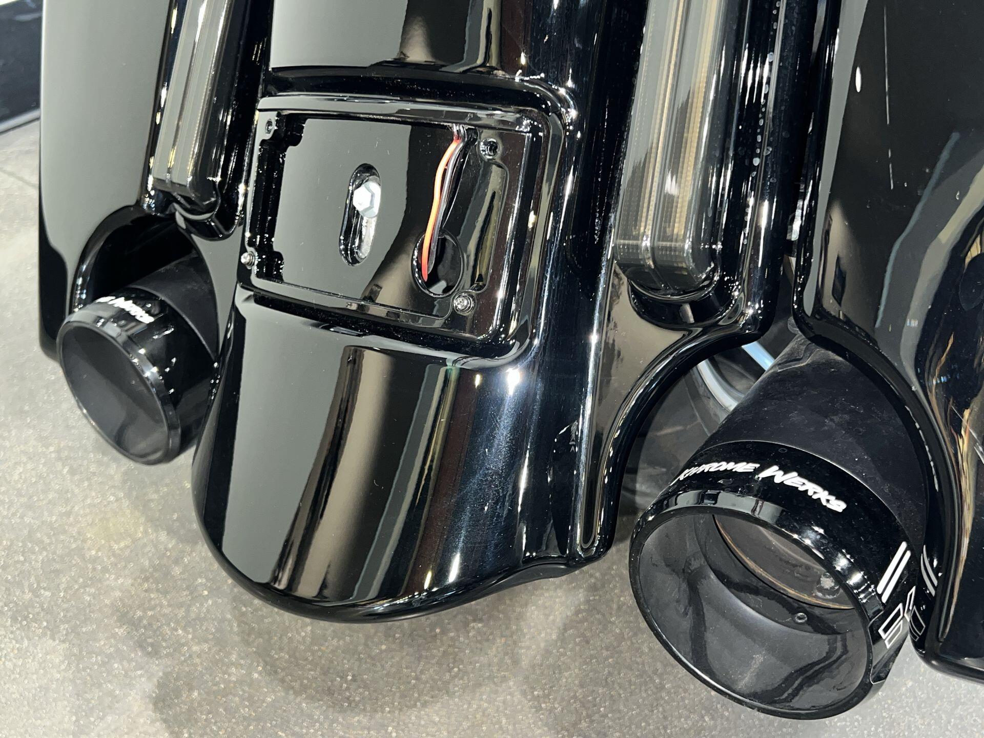 2025 Harley-Davidson® Road Glide™ FLTRX, photo 10
