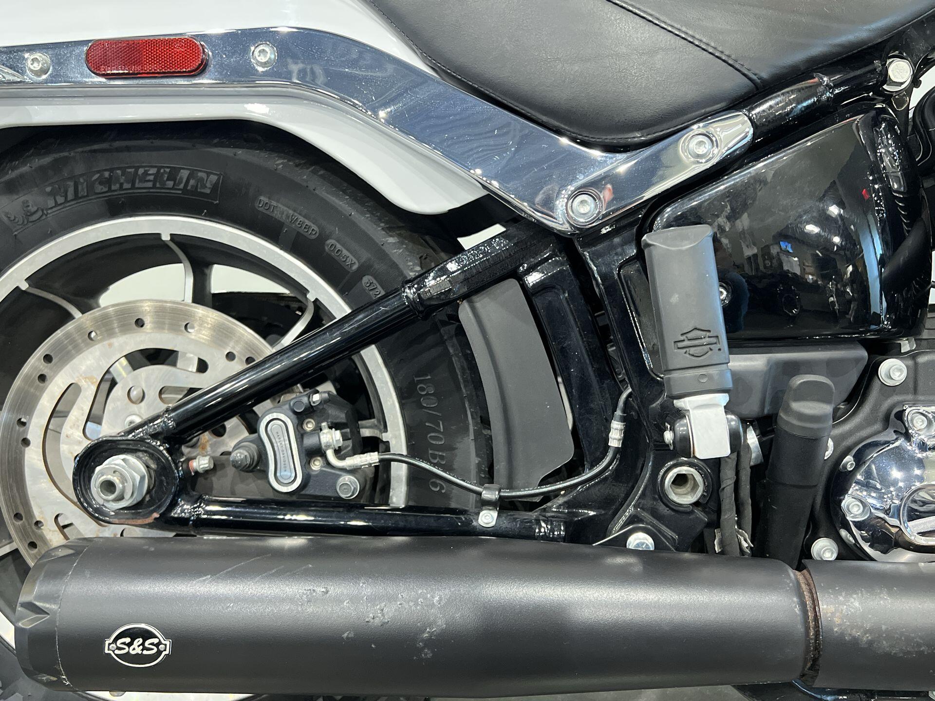 2020 Harley-Davidson® Low Rider® FXLR, photo 8