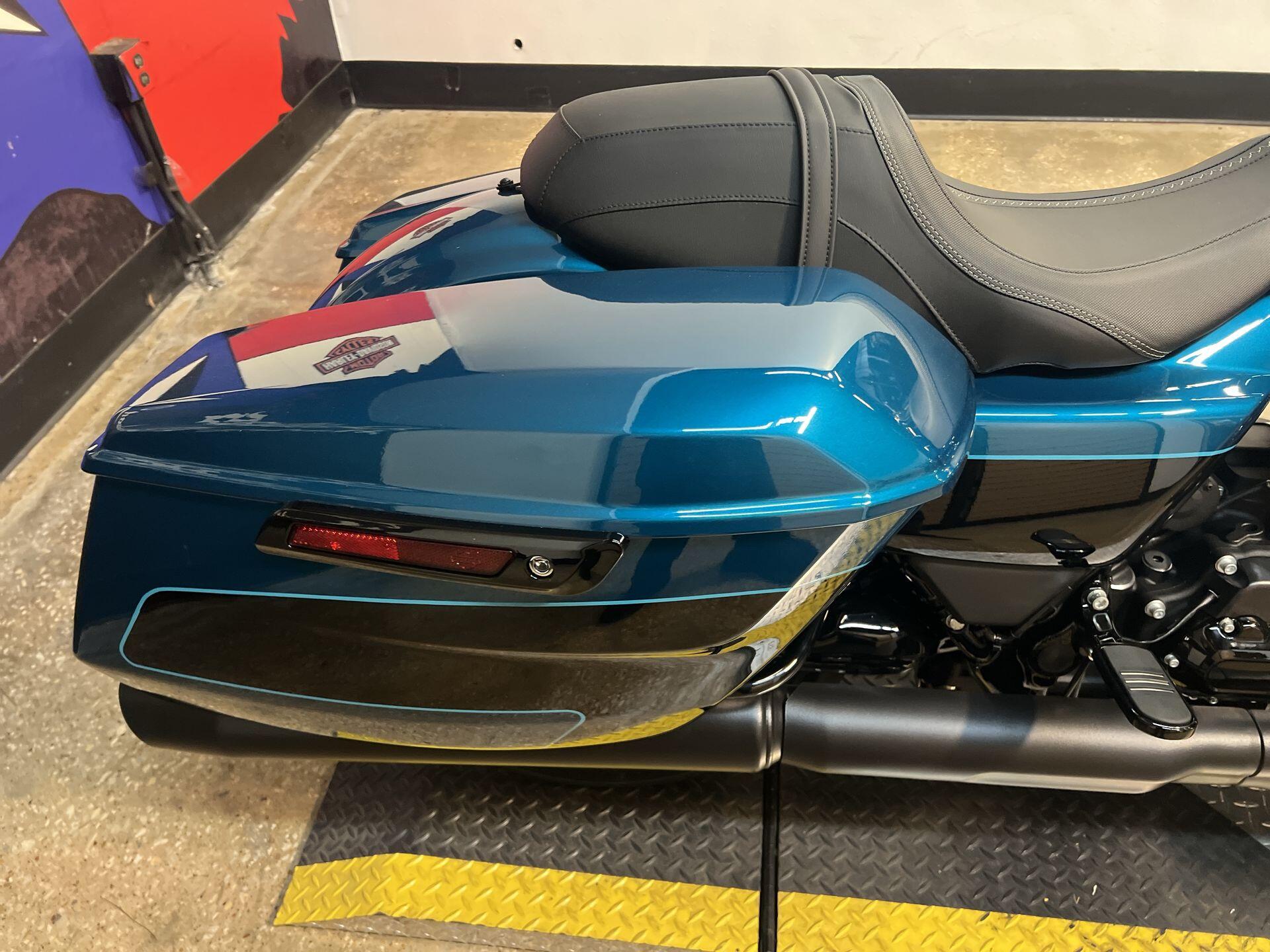 2026 Harley-Davidson® Road Glide® FLTRX, photo 17