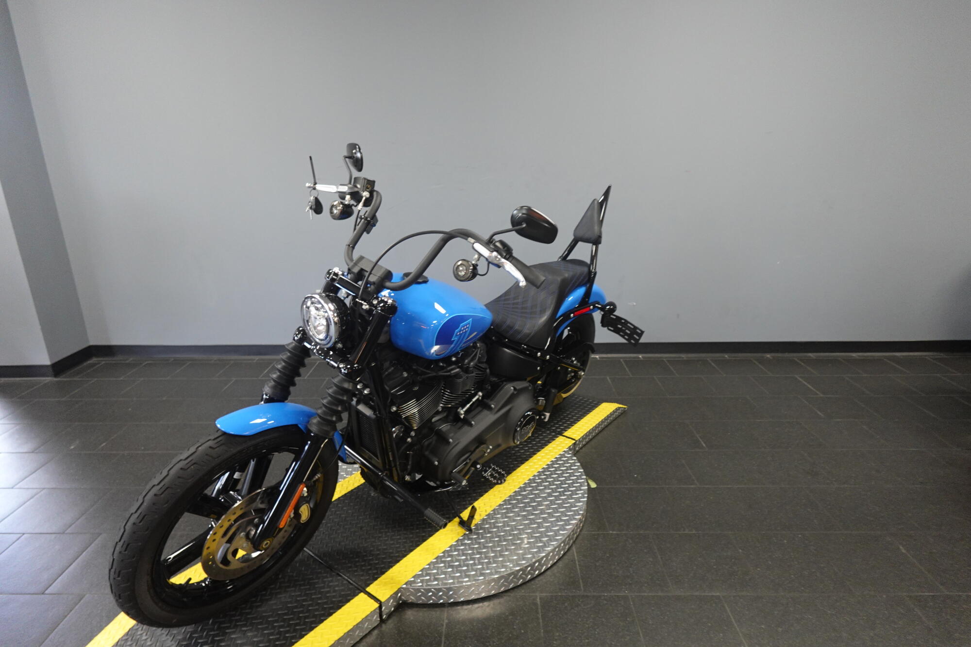 2022 Harley-Davidson® Street Bob® 114 FXBBS, photo 4