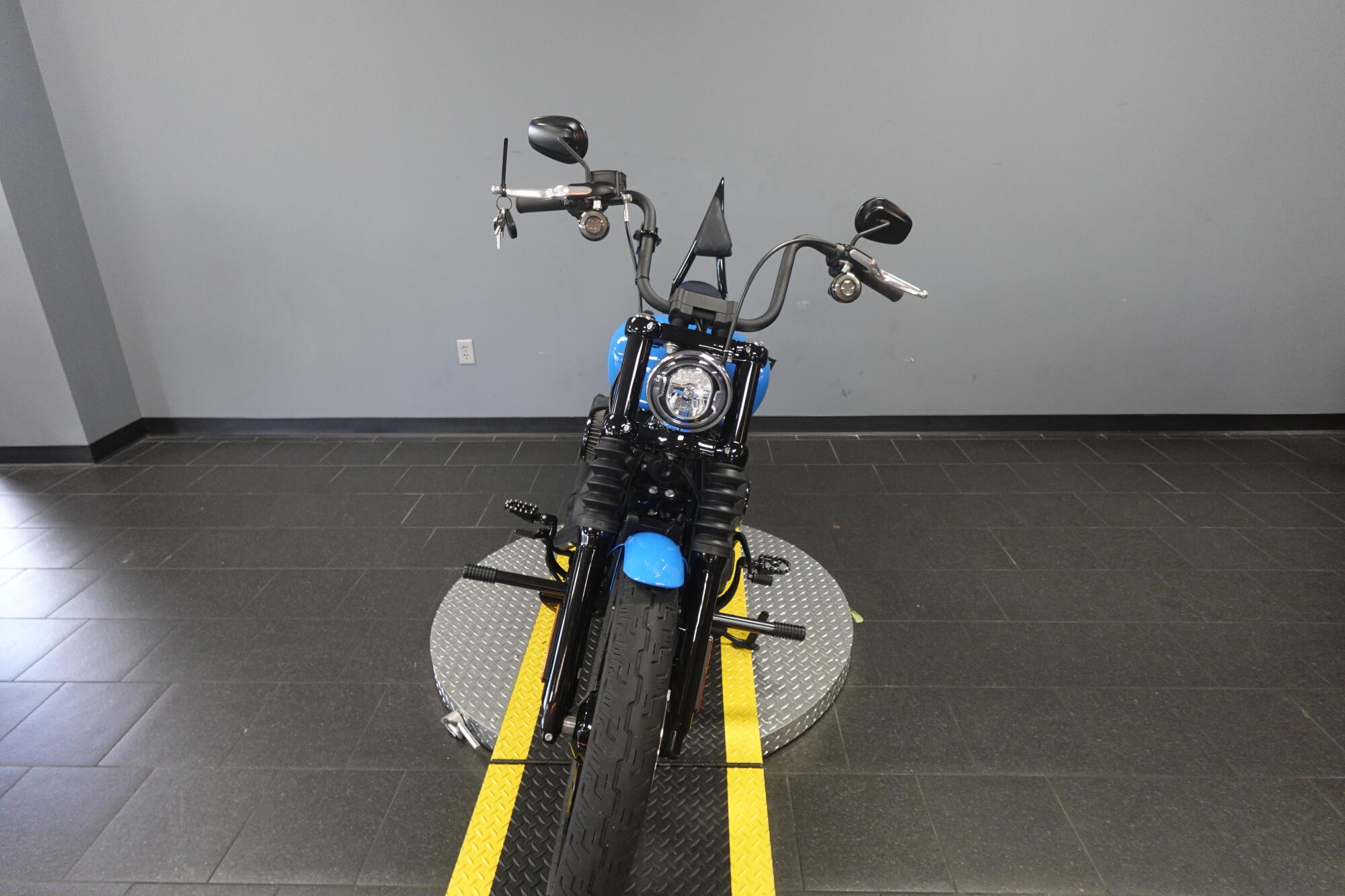 2022 Harley-Davidson® Street Bob® 114 FXBBS, photo 3