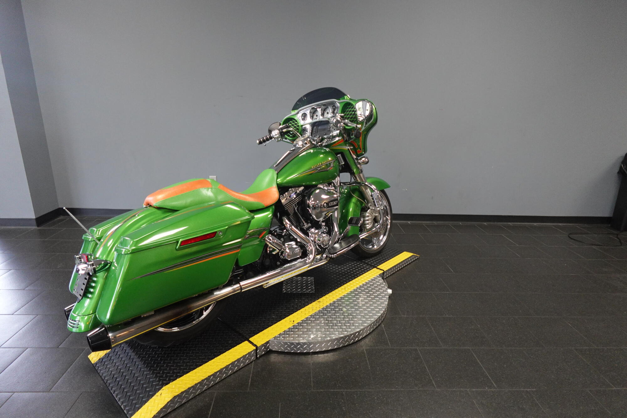 2015 Harley-Davidson® Street Glide® FLHX, photo 8