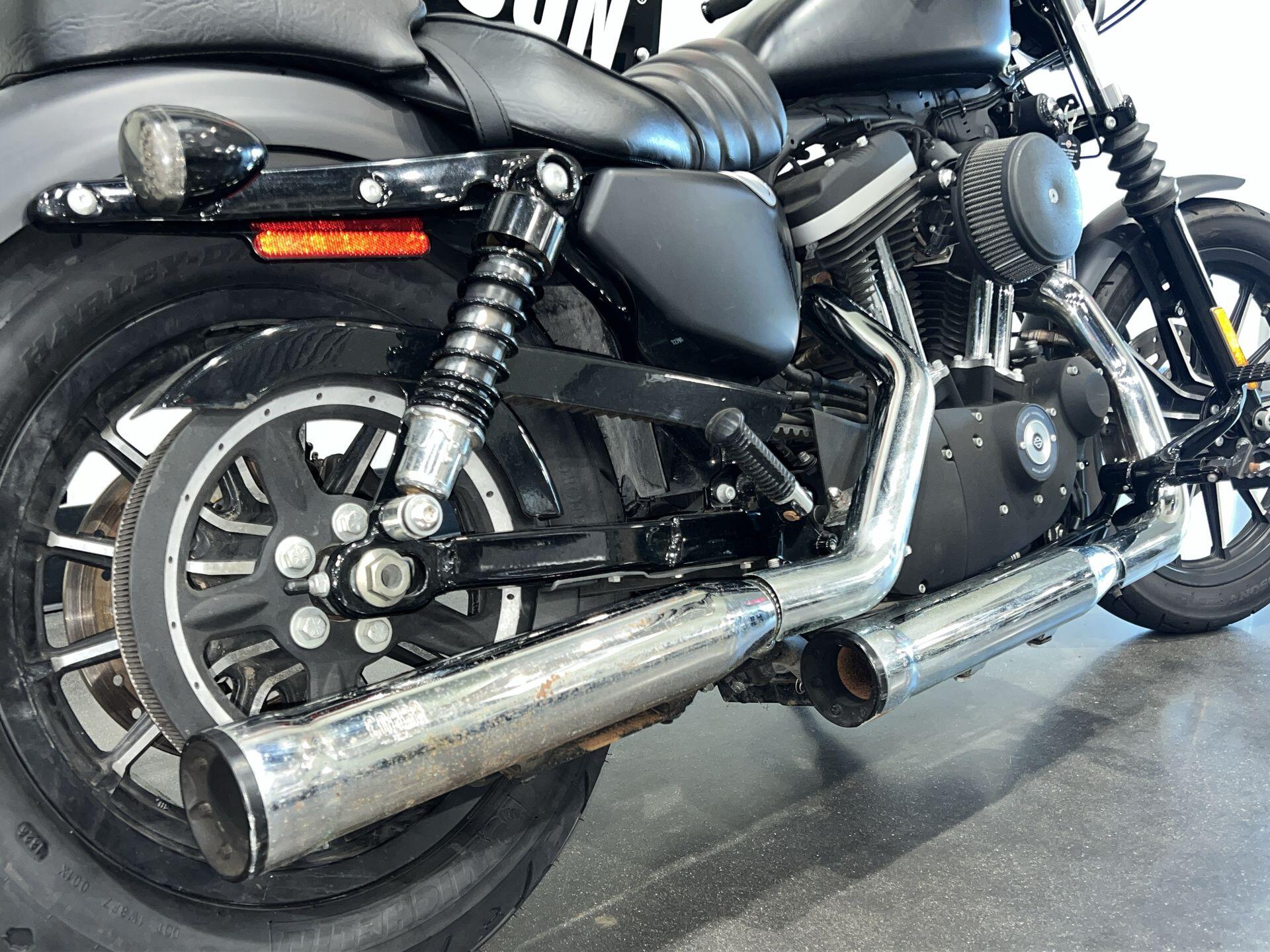 2013 Harley-Davidson® Iron 883™ XL 883N, photo 9