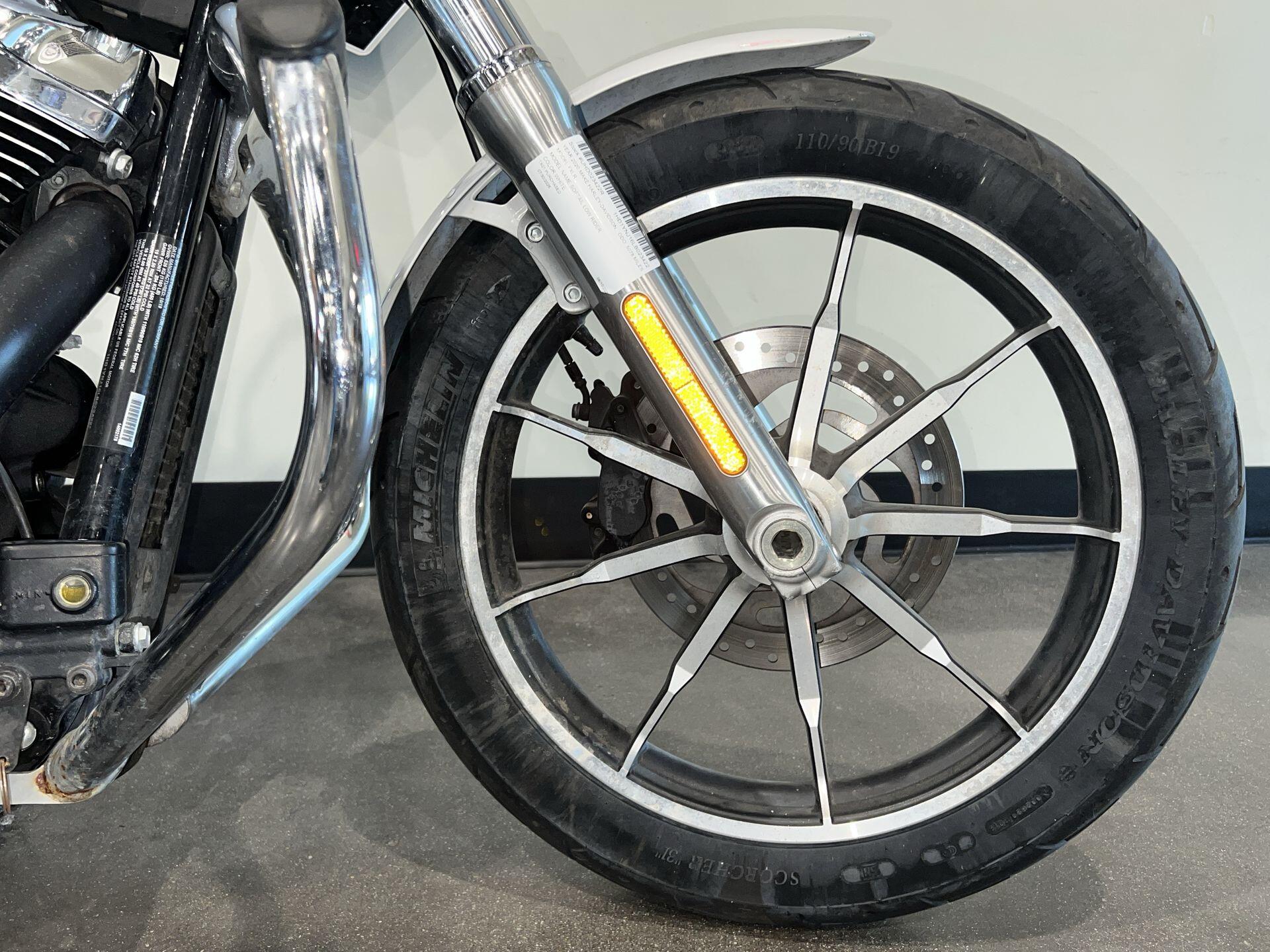 2020 Harley-Davidson® Low Rider® FXLR, photo 4