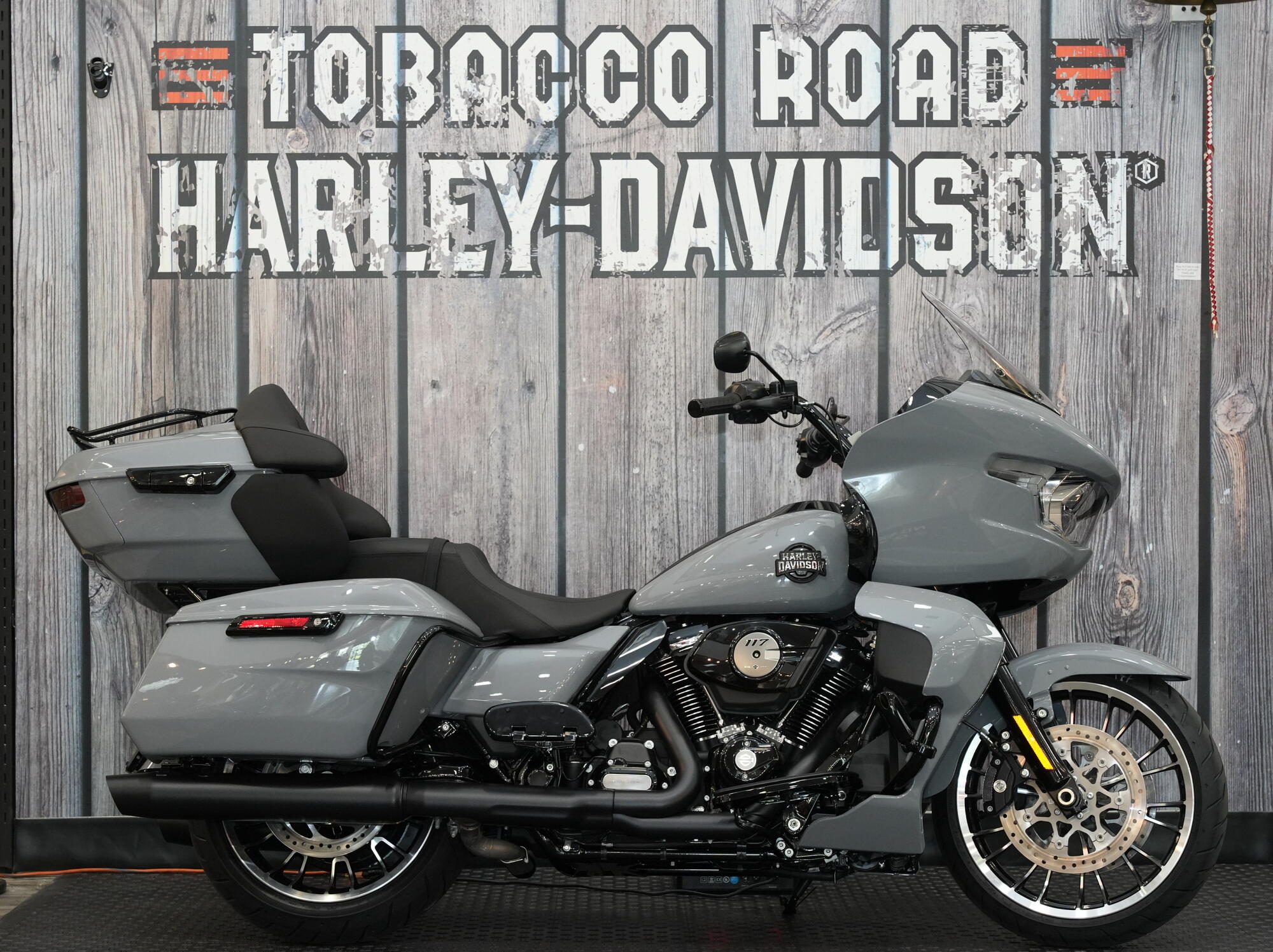 2026 Harley-Davidson Road Glide Limited FLTRXL