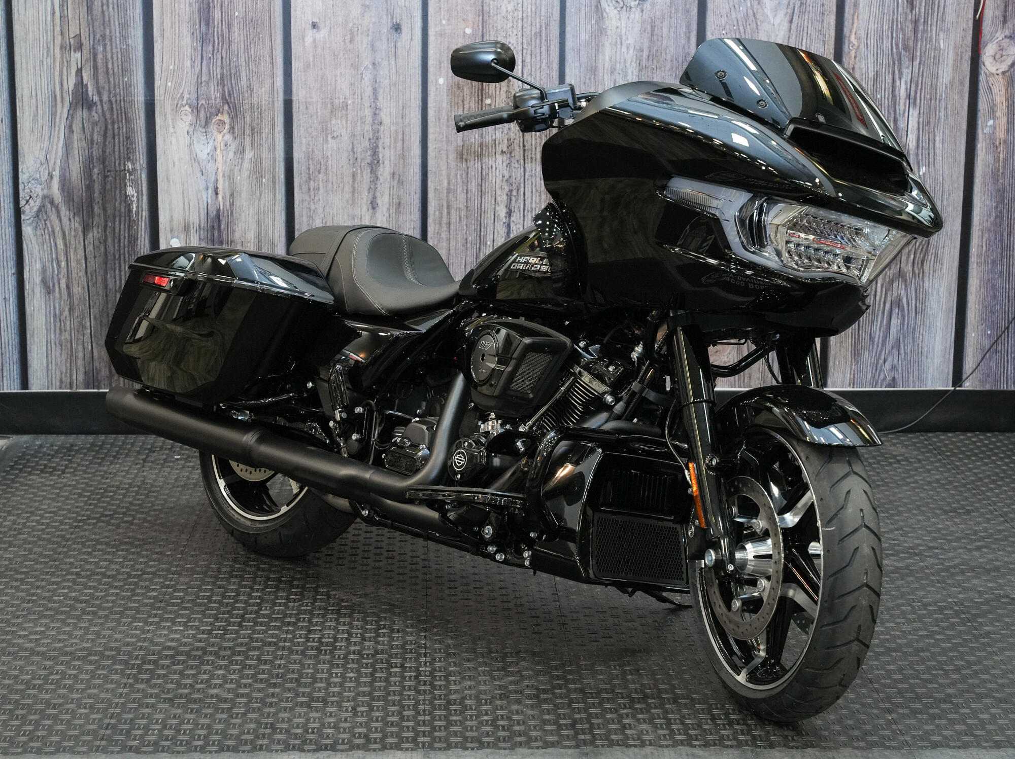 2026 Harley-Davidson Road Glide FLTRX, photo 3