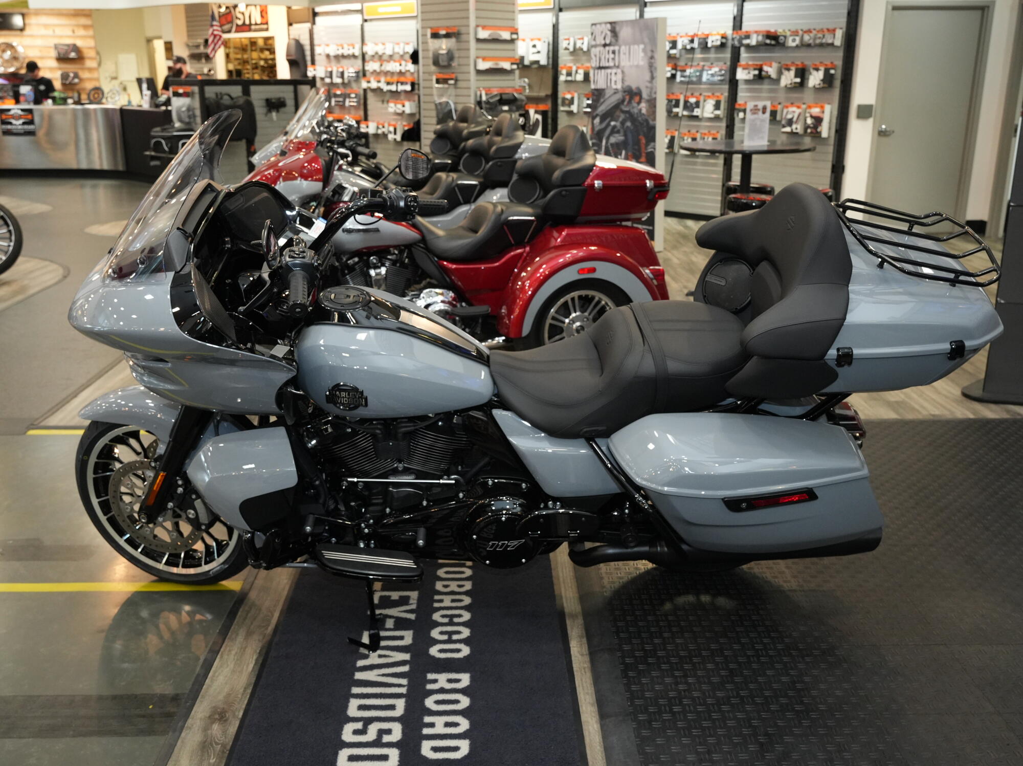 2026 Harley-Davidson Road Glide Limited FLTRXL, photo 9