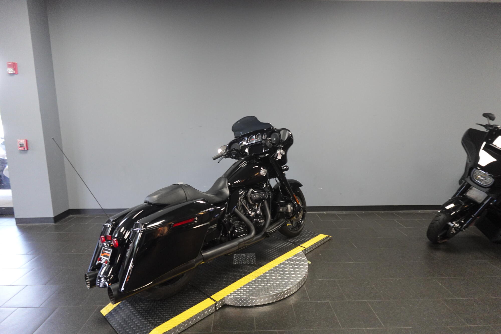 2023 Harley-Davidson® Street Glide® Special FLHXS, photo 8