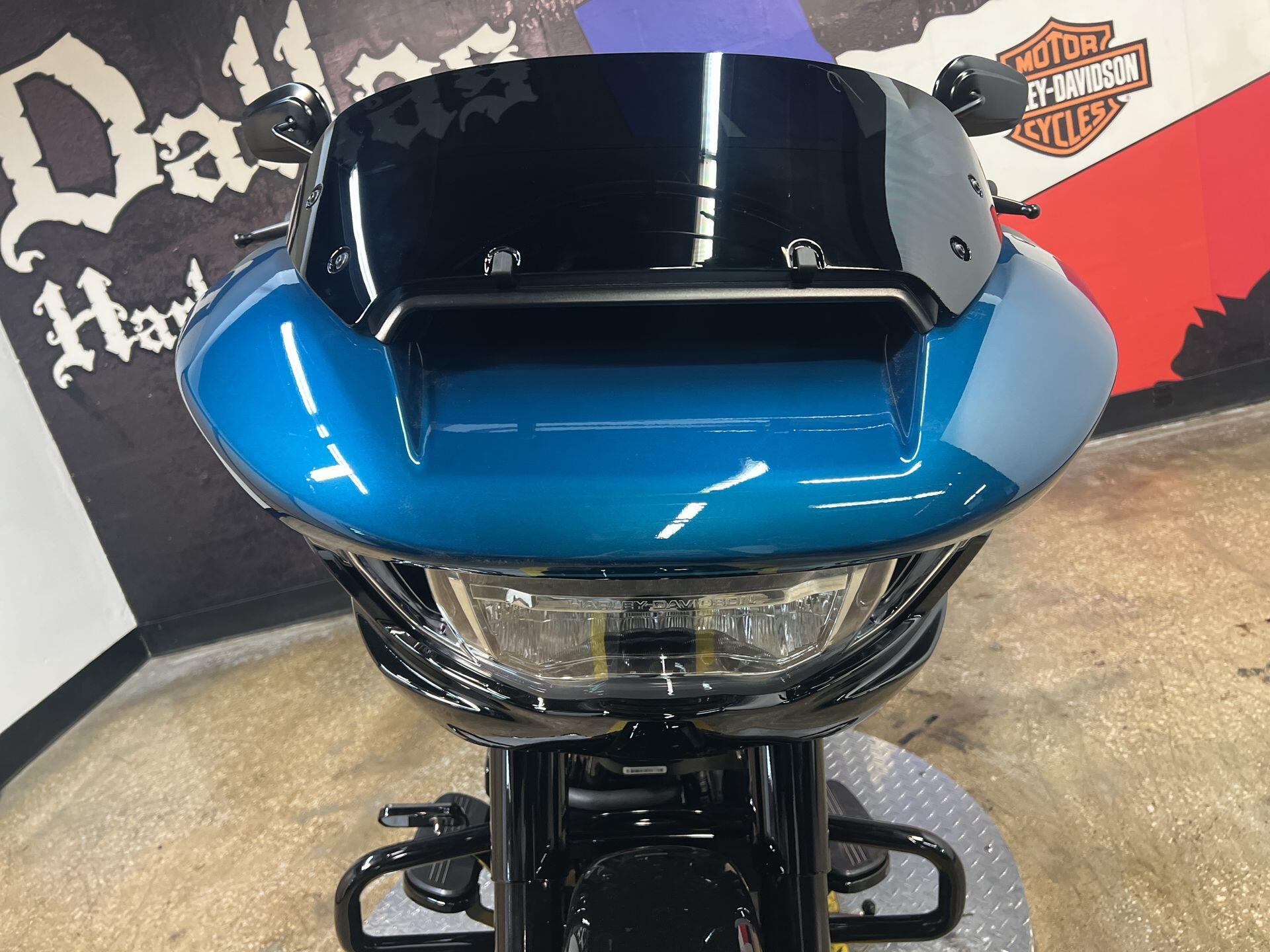 2026 Harley-Davidson® Road Glide® FLTRX, photo 11