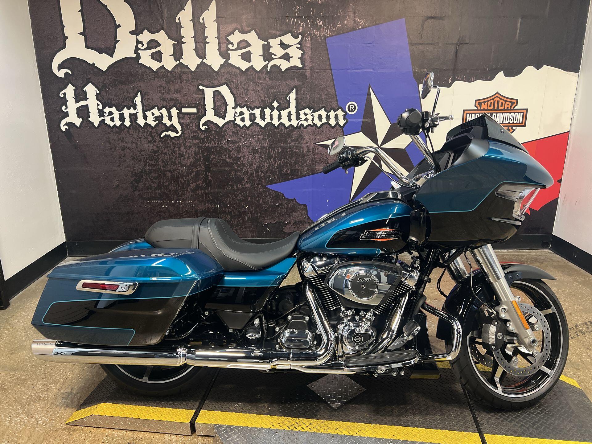 2026 Harley-Davidson® Road Glide® FLTRX, photo 8